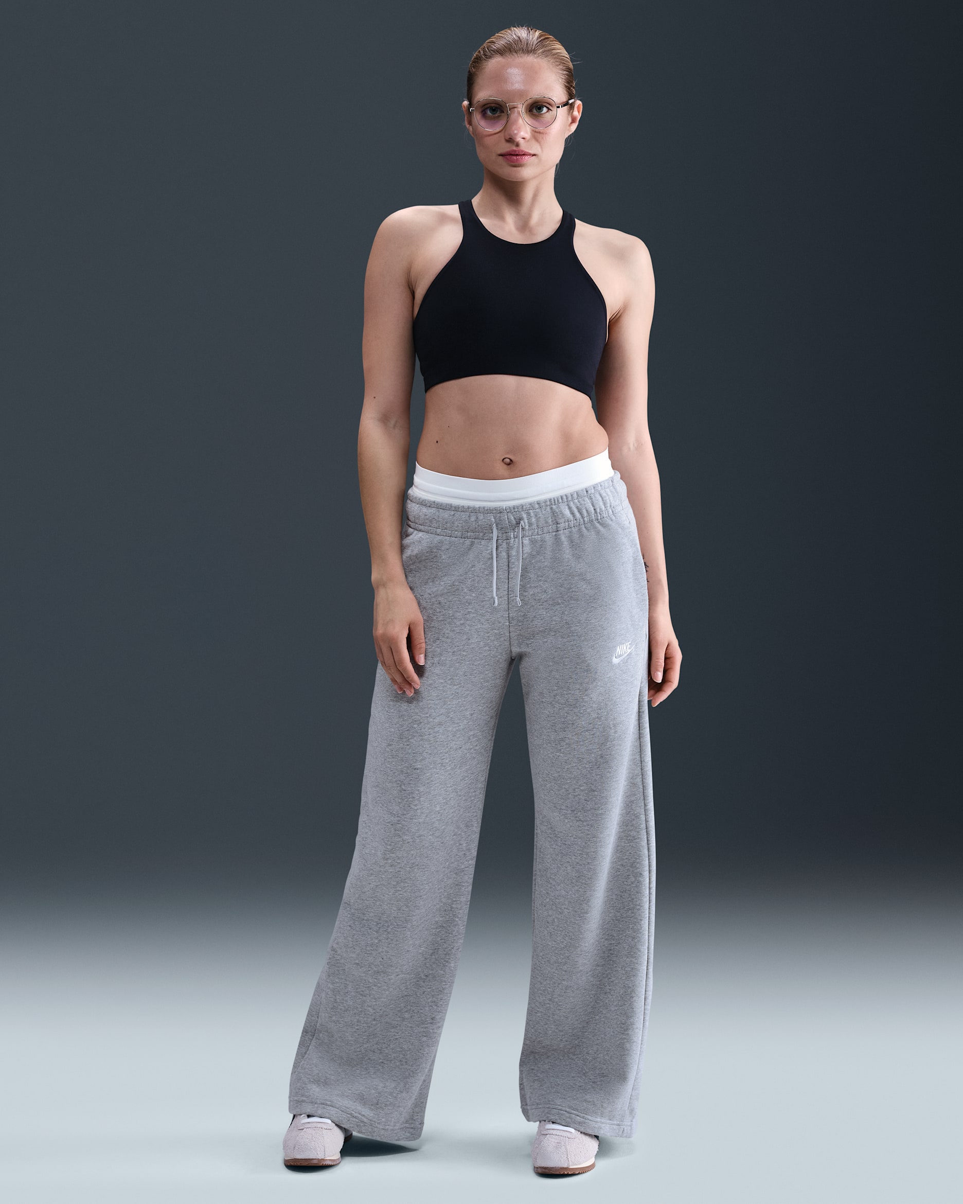 Nike Sportswear Club Fleece Women's Mid-Rise Wide-Leg Sweatpants - Dark Grey Heather/White