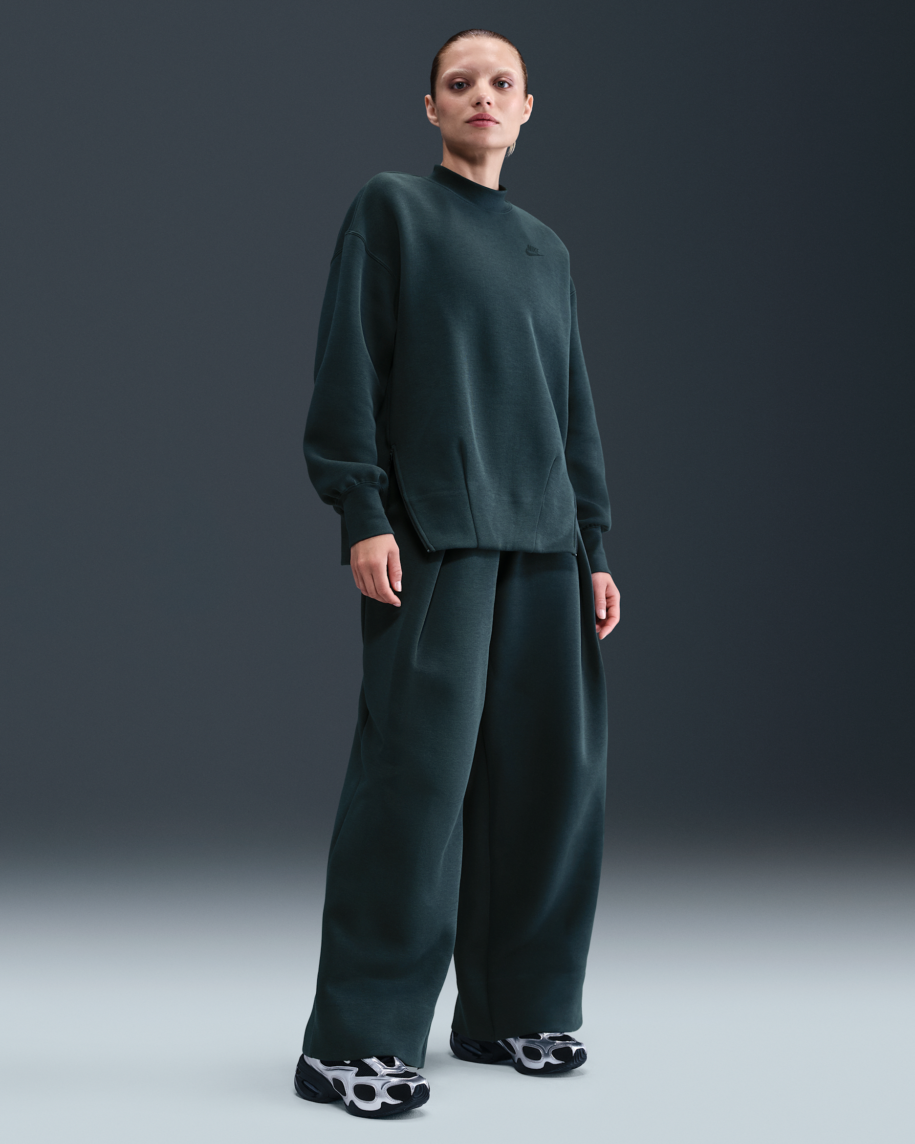 Nike Sportswear Tech Fleece Pants de tiro alto plisados para mujer - Alga/Negro