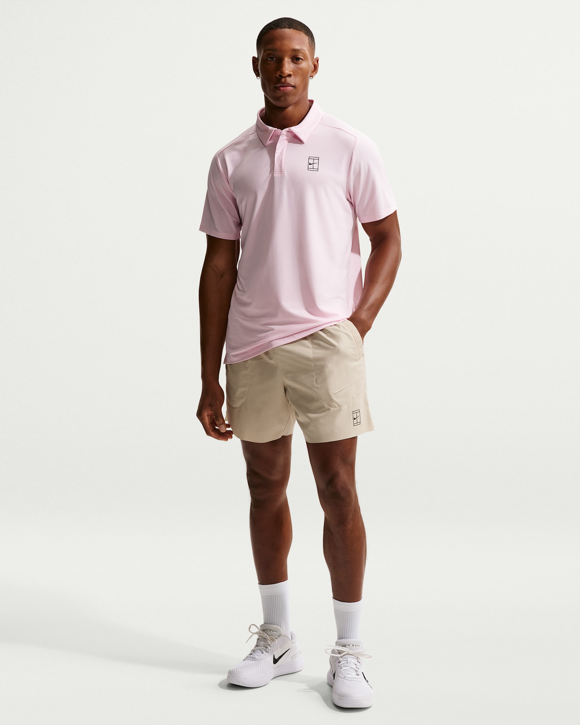 NikeCourt Advantage Dri-FIT 15 cm Erkek Şortu - Desert Khaki/Siyah