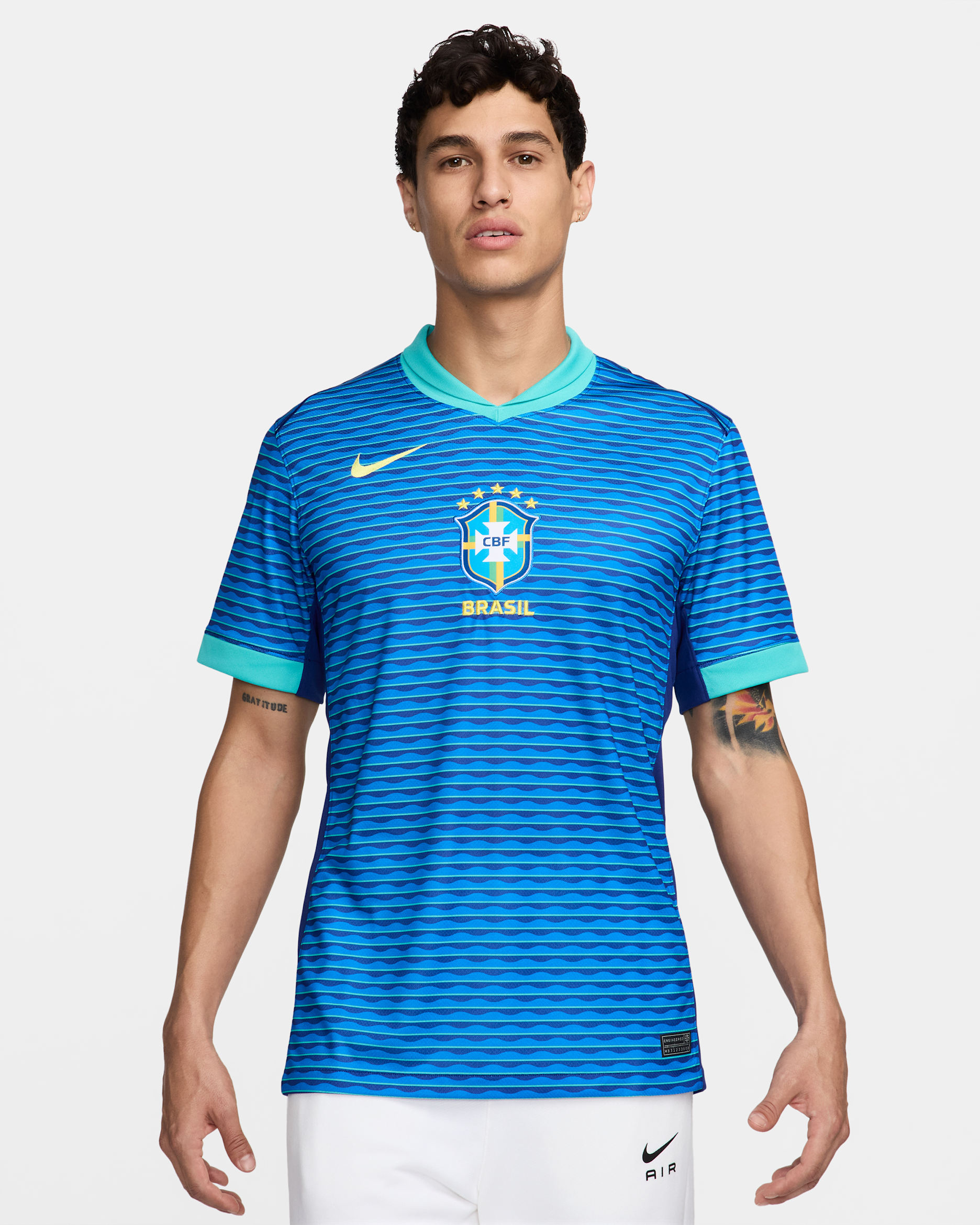Jersey de fútbol Nike Dri-FIT replica de Brasil visitante 2024 Stadium para hombre - Vuelo/Retro claro/Amarillo dinámico