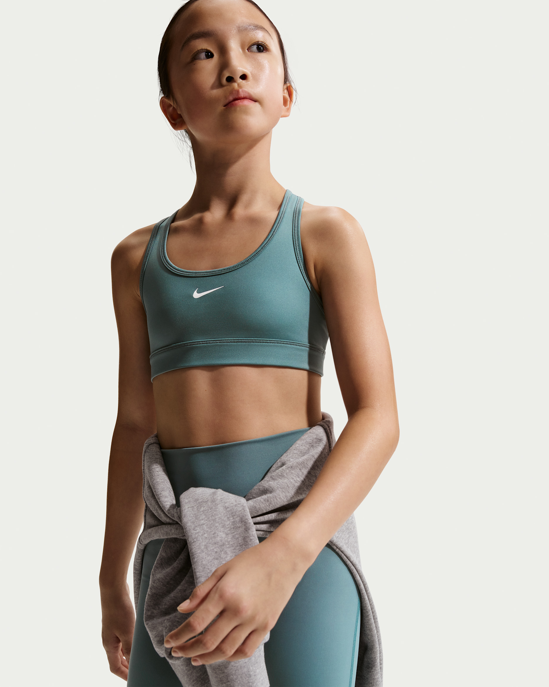 Nike Swoosh Kız Çocuk Spor Sütyeni - Mineral Slate/Beyaz