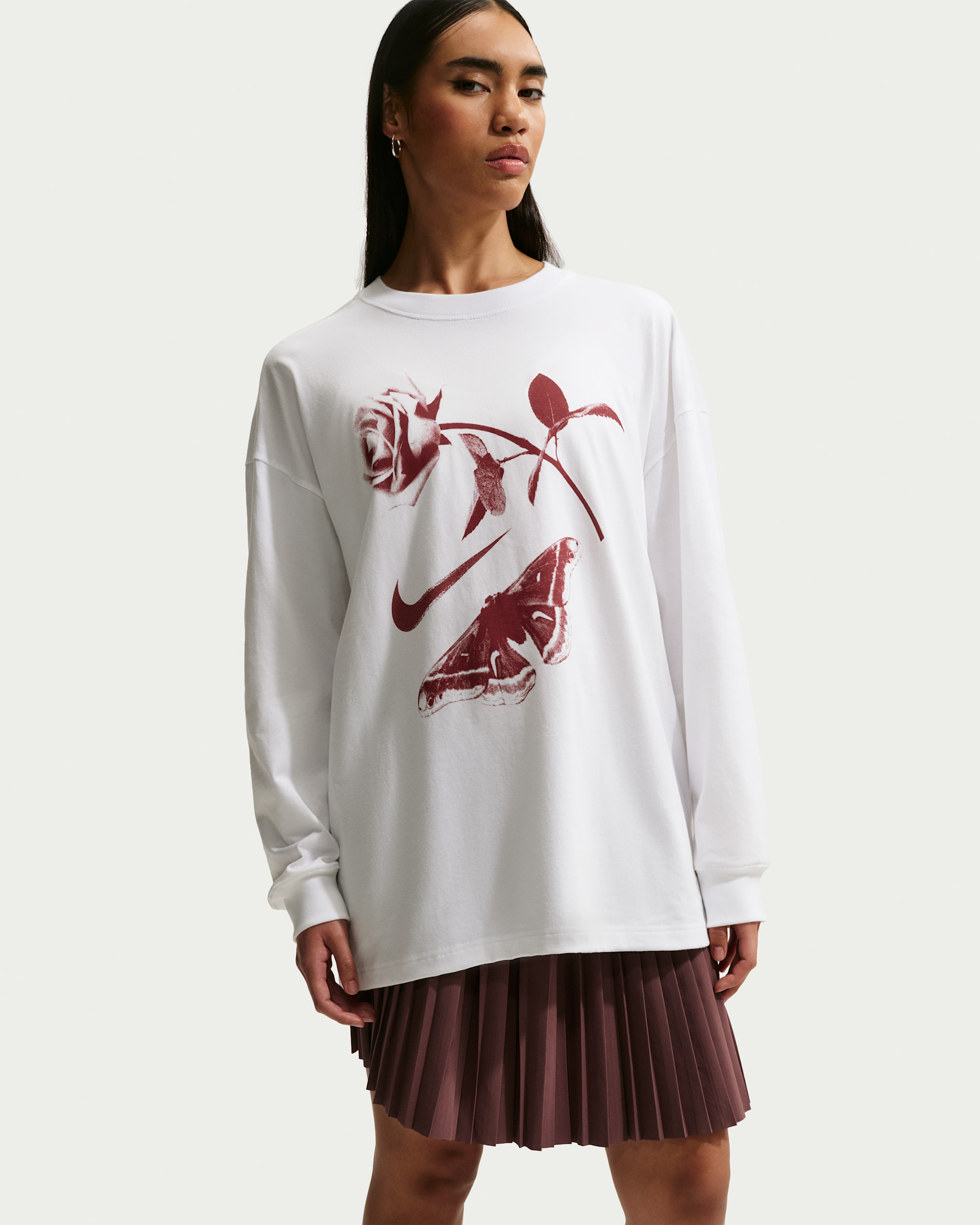 Nike Sportswear Women's Oversized Long-Sleeve T-Shirt - White