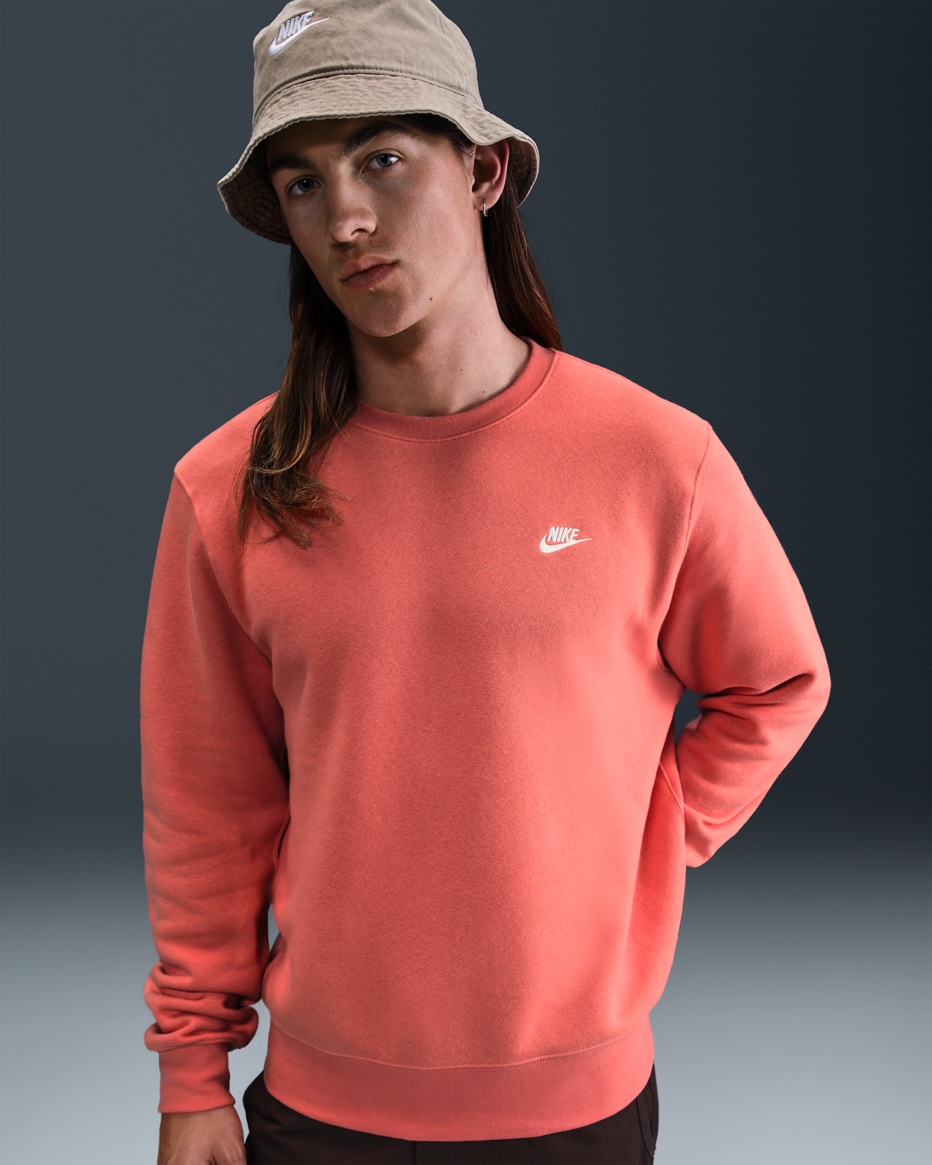 Nike Club Men's Fleece Crew - Magic Ember/White
