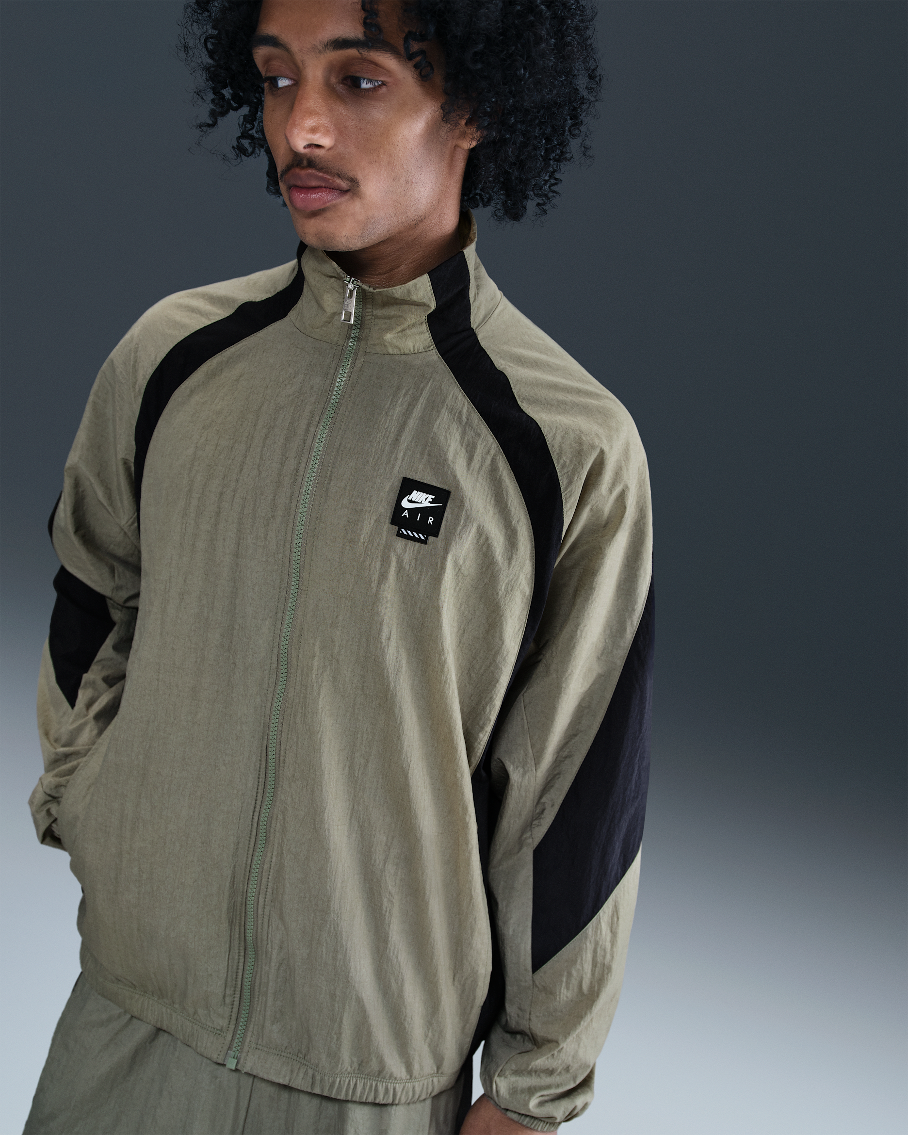 Chamarra deportiva de tejido Woven para hombre Nike Air - Militar claro/Negro/Negro
