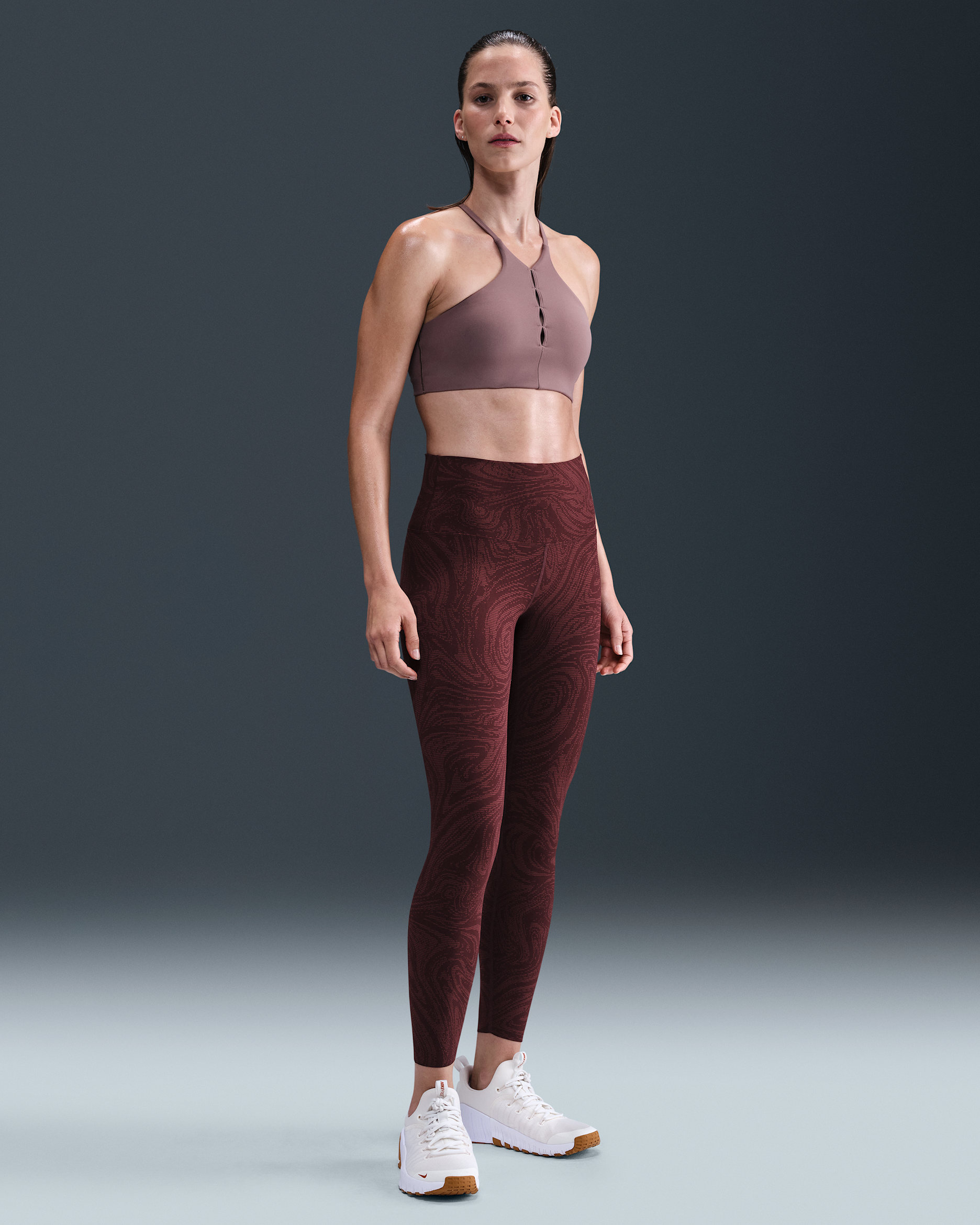 Leggings estampados de tiro alto de 7/8 para mujer Nike Zenvy - Burdeos enérgico/Rojo team oscuro/Blanco
