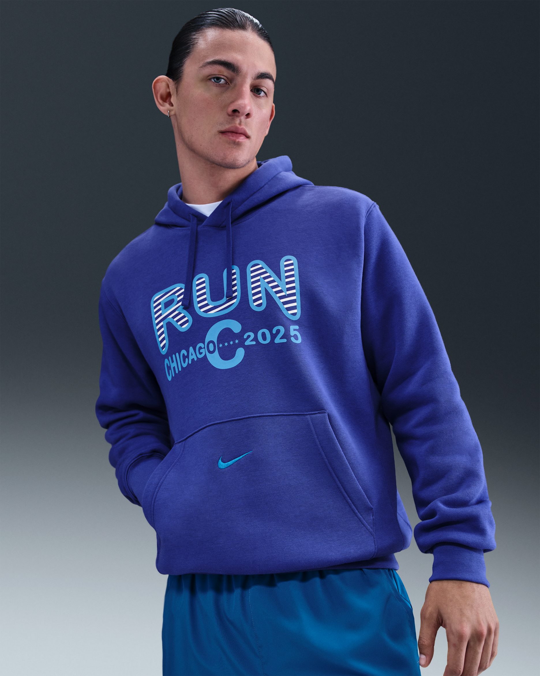 Nike Sportswear Club Men's Fleece Pullover Hoodie - Deep Night/Light Current Blue