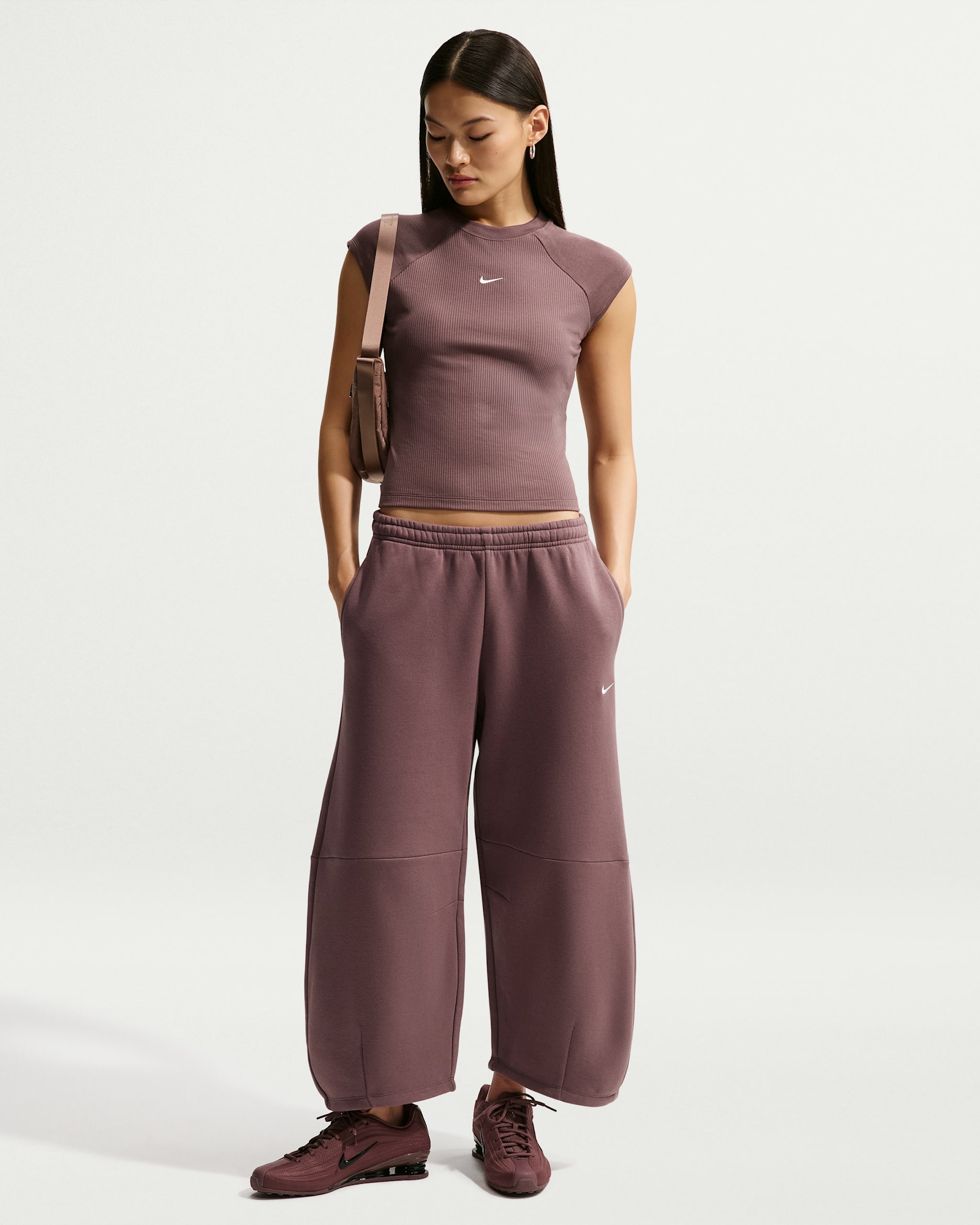 Nike Sportswear Phoenix Fleece Women's Loose Mid-Rise Barrel Pants - Tattoo/Sail