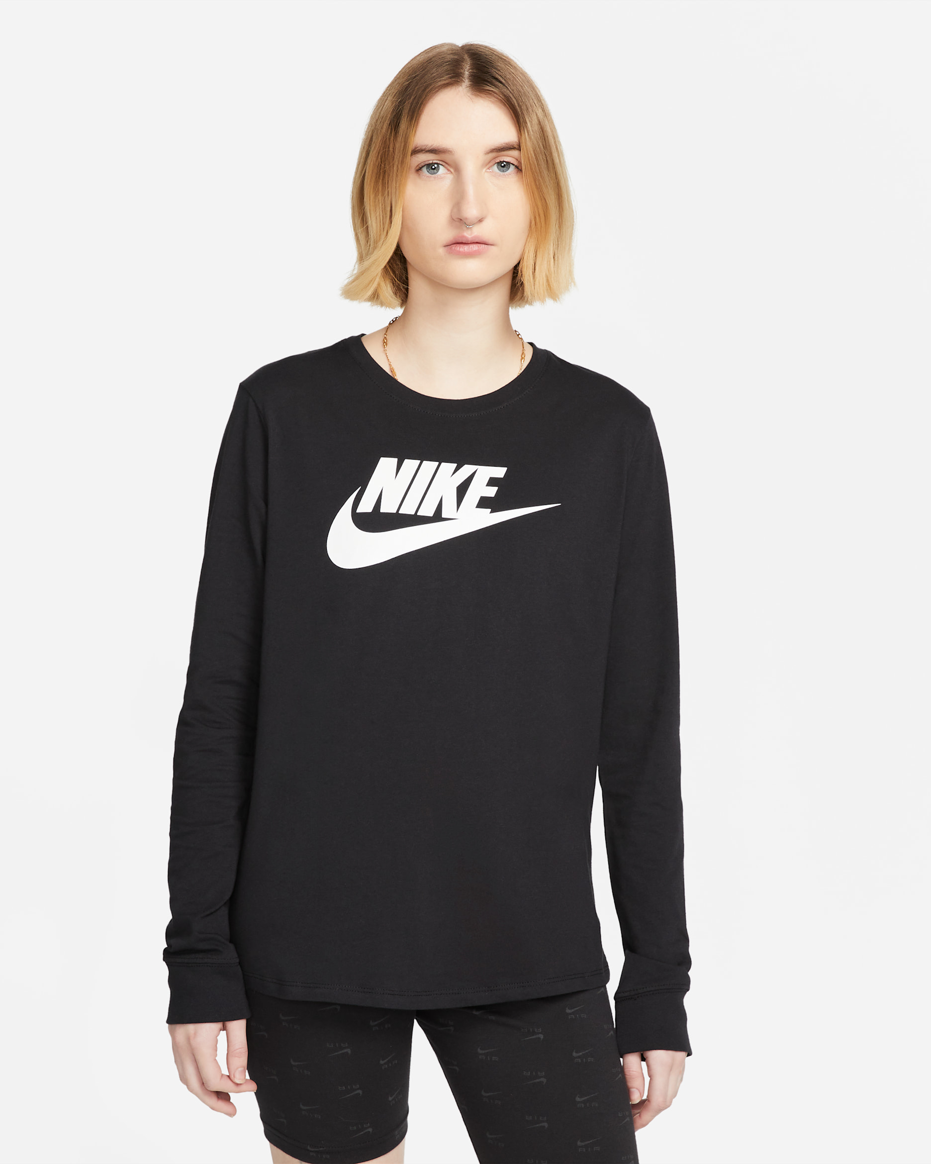 Nike Sportswear Essentials Women's Long-Sleeve Logo T-Shirt - Black/White