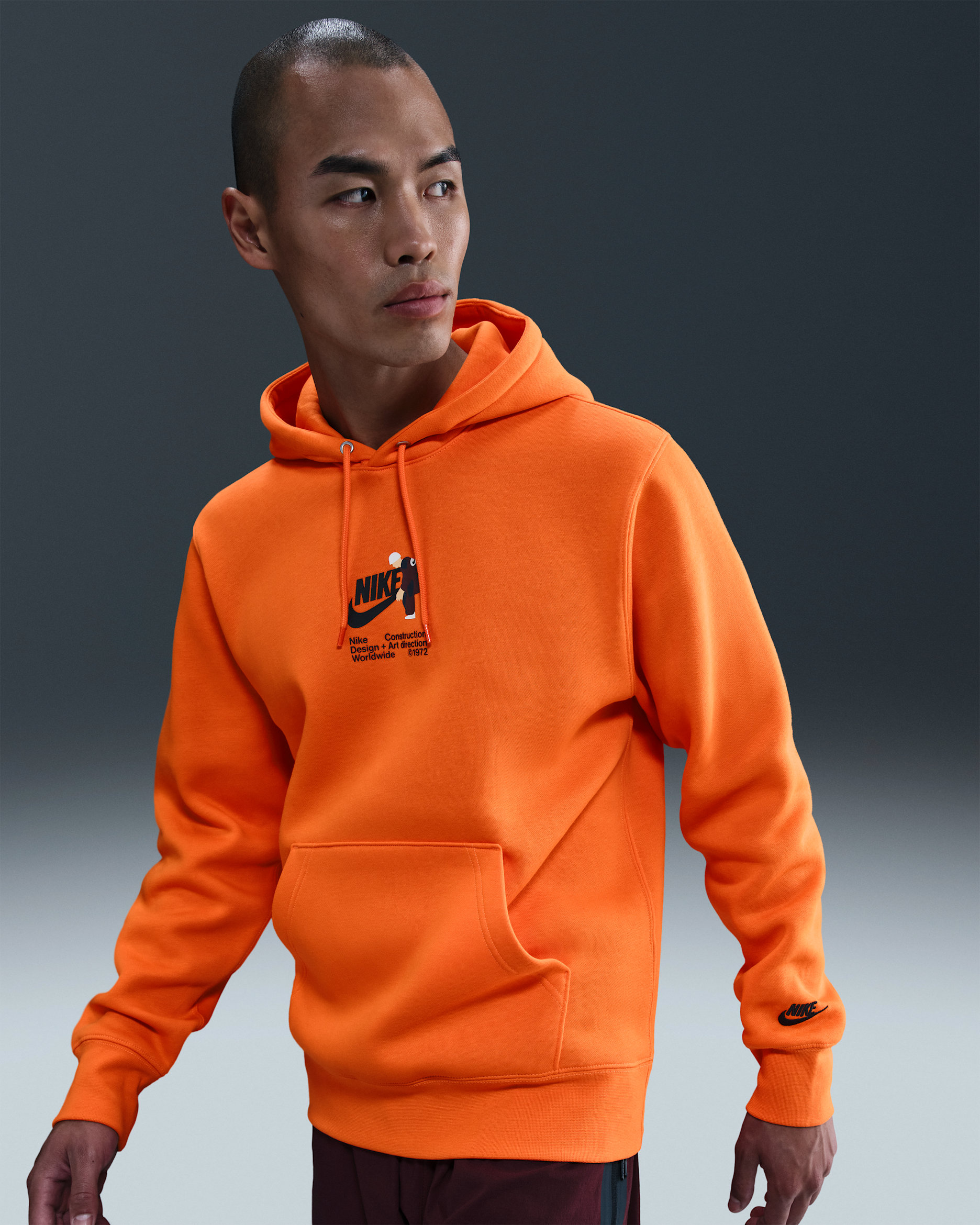 나이키 스포츠웨어 클럽 남성용 플리스 풀오버 후디 - 세이프티 오렌지/세이프티 오렌지