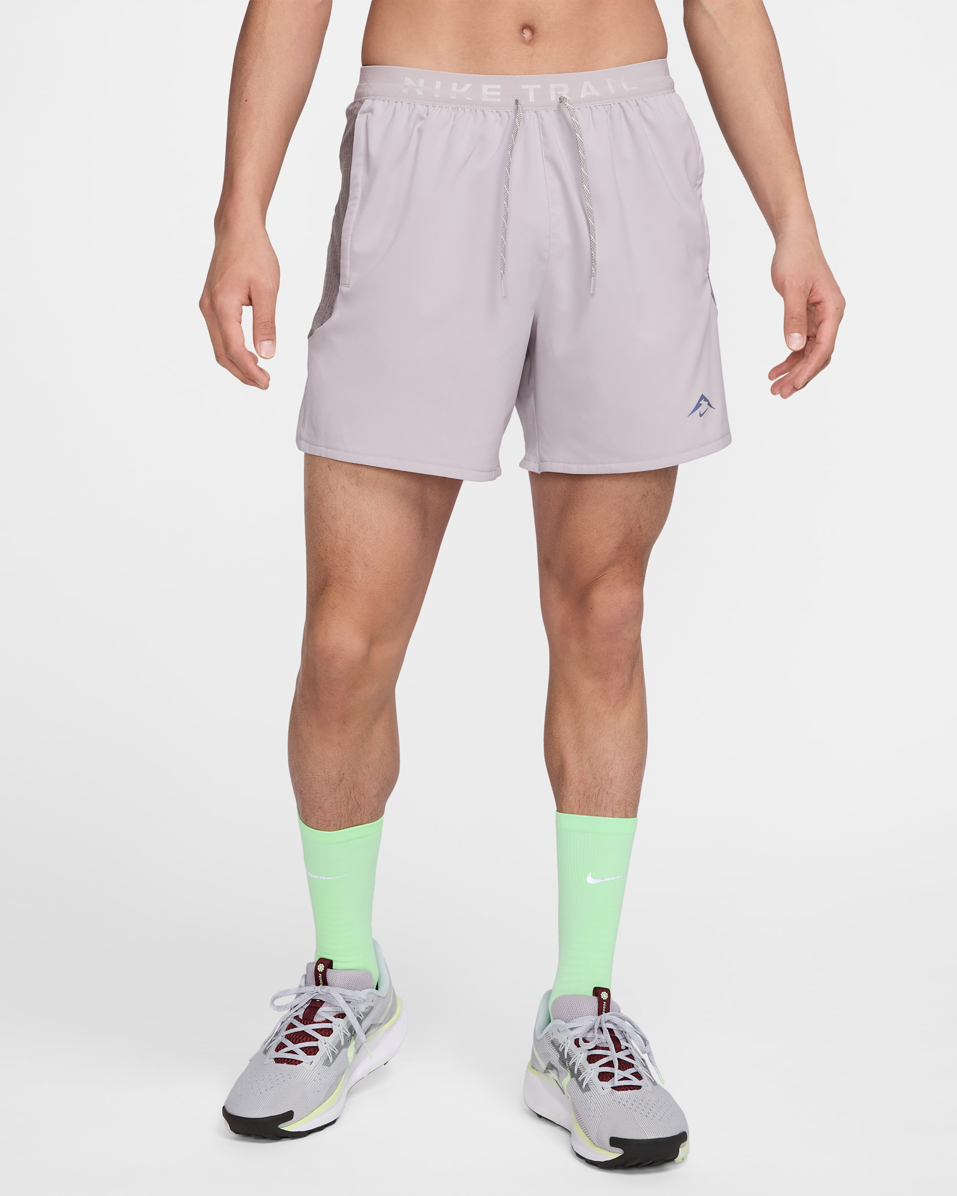 ナイキ トレイル メンズ Dri-FIT 15cm ランニングショートパンツ (インナー付き) - カレッジグレー/ケイブストーン/ベアリーボルト/ブラック