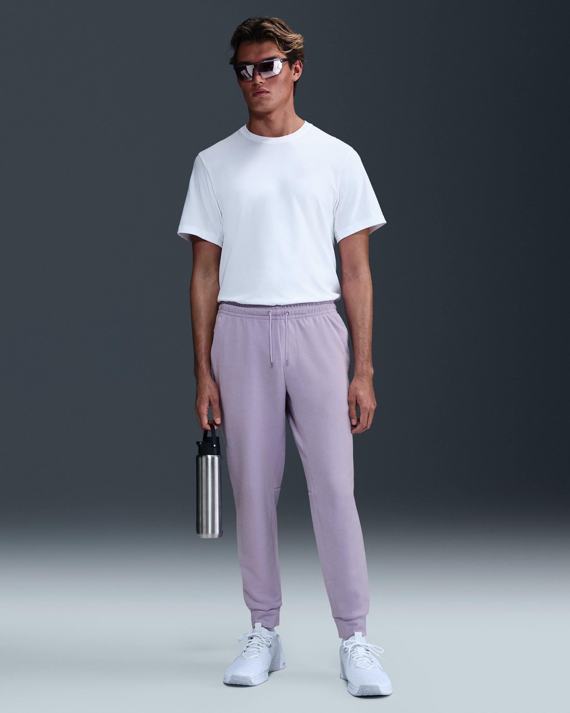Pantaloni jogger ad alte prestazioni Dri-FIT UV Nike Primary Fleece – Uomo - Hydrangeas/Heather/Hydrangeas