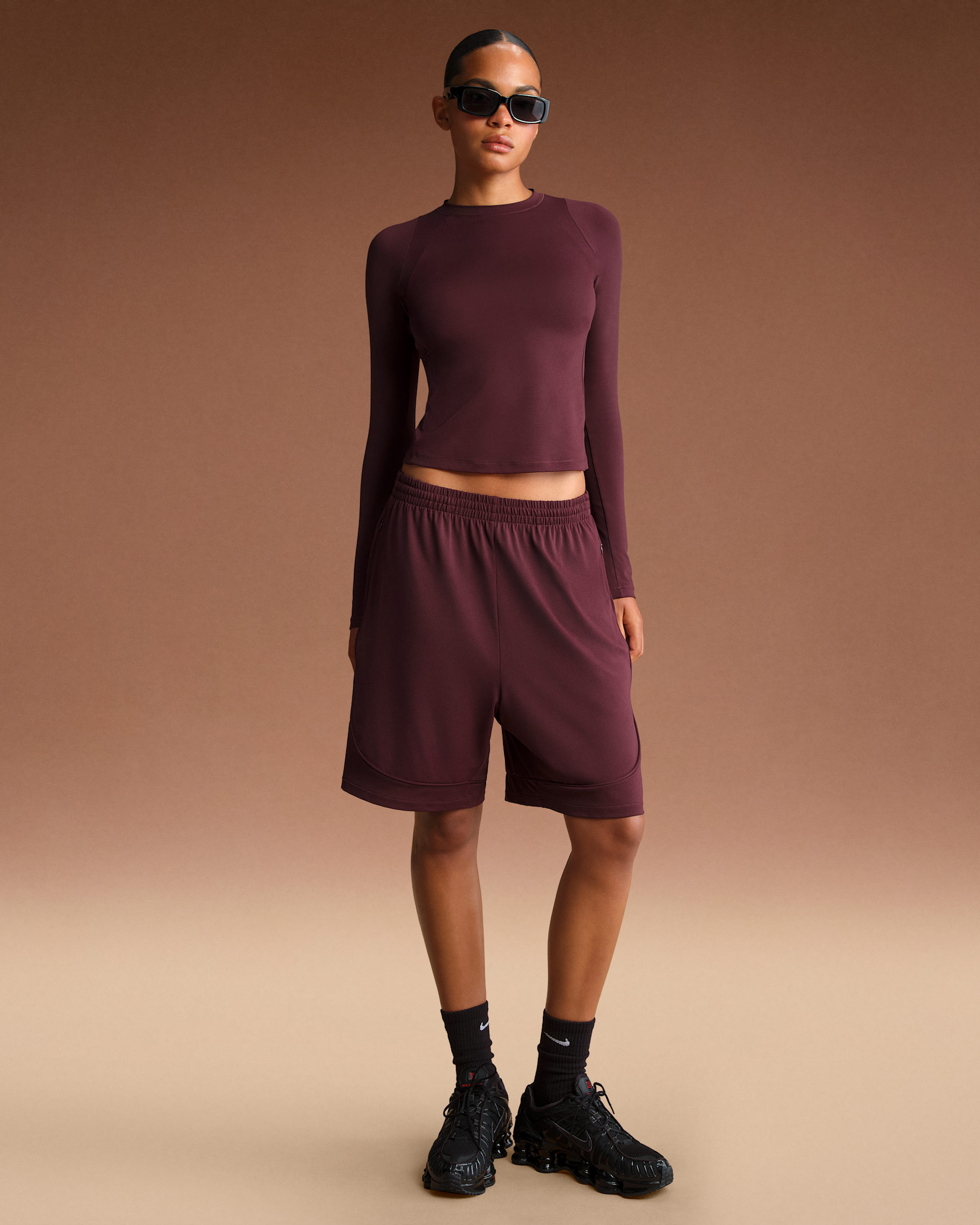 NikeSKIMS Airy Women's Relaxed Shorts - NSKM CURRANT