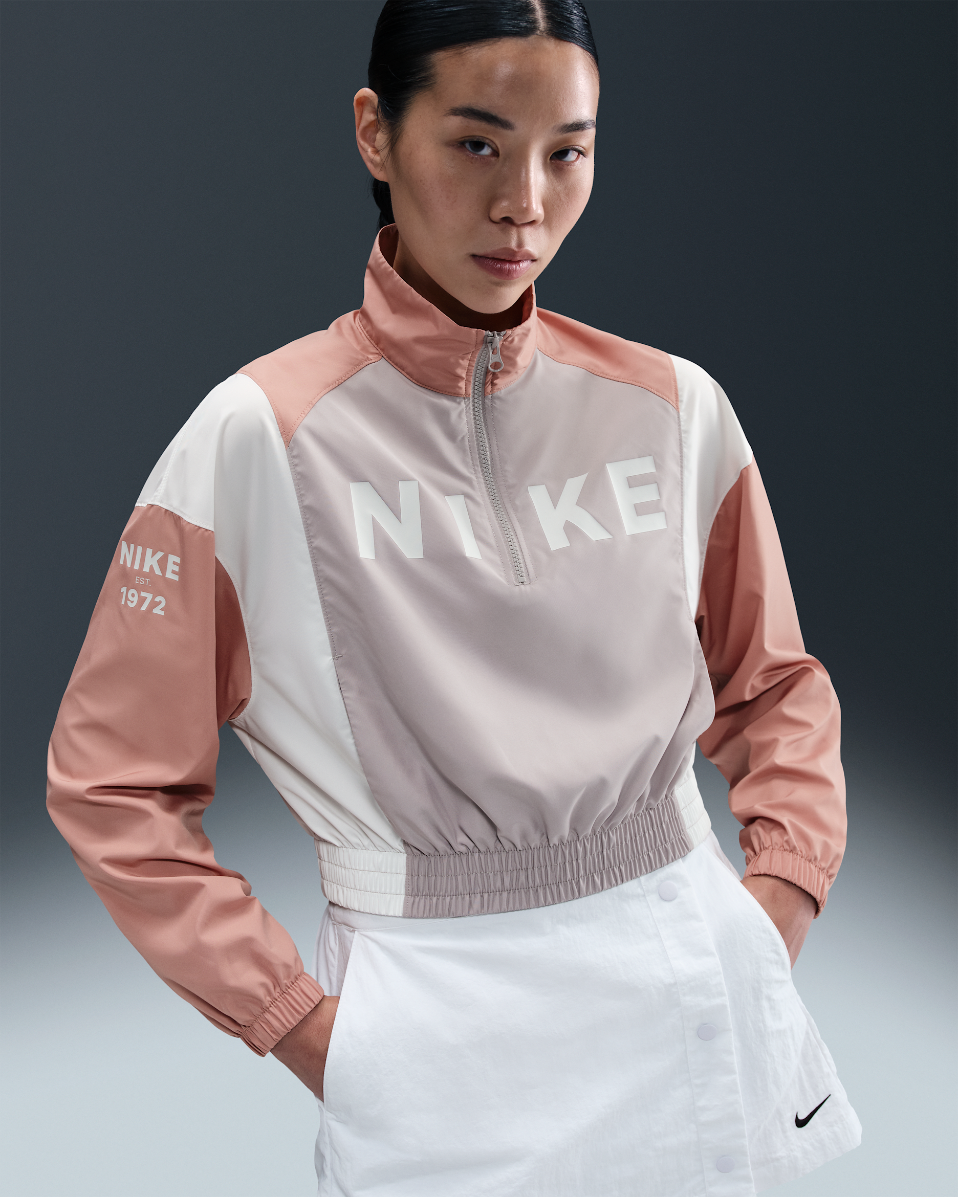 Nike Sportswear 女款梭織輕量 1/4 拉鍊外套 - College Grey/Rose Gold/Sail
