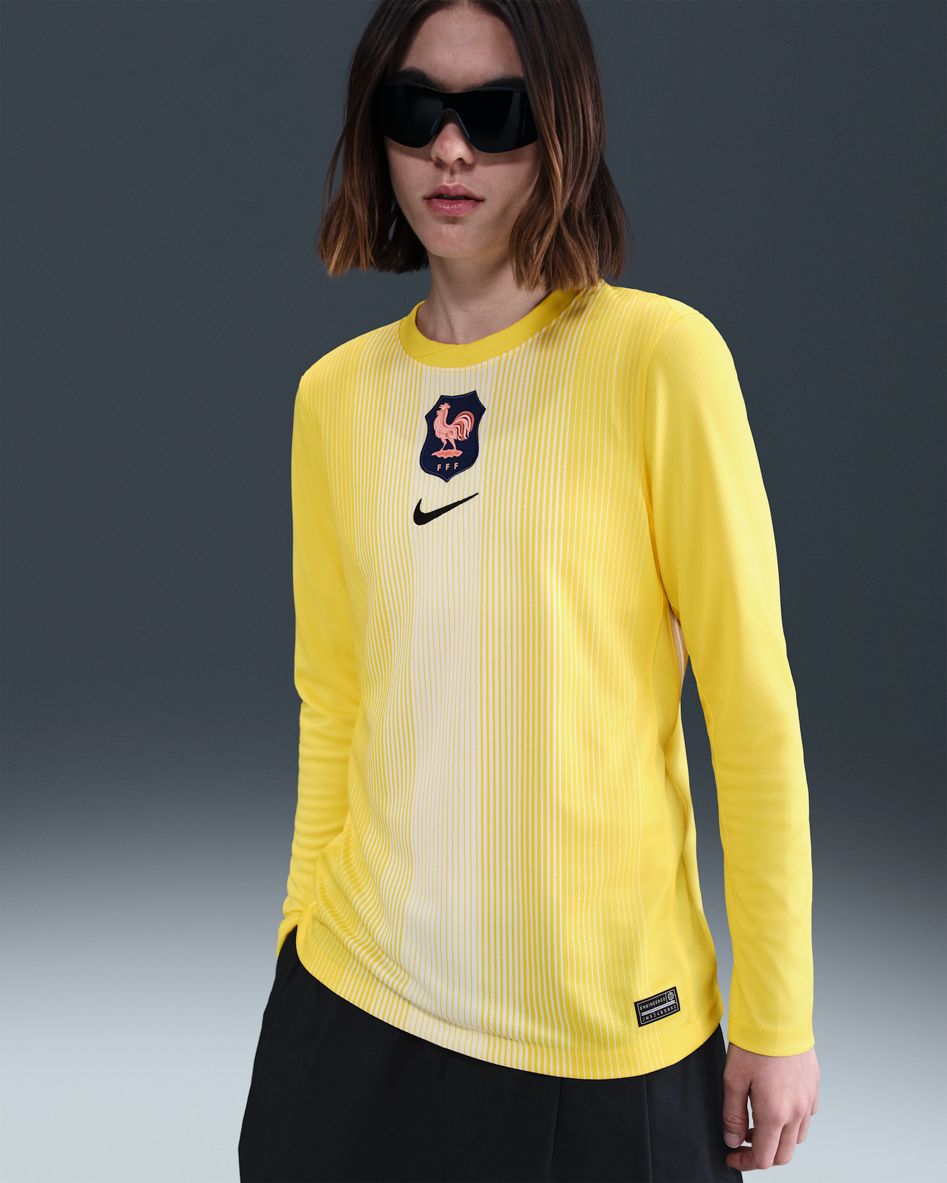 FFF 2025/26 Stadium Goalkeeper Nike Replika-Longsleeve-Fußballtrikot mit Dri-FIT-Technologie (Damen) - Lightning/Coconut Milk/Schwarz