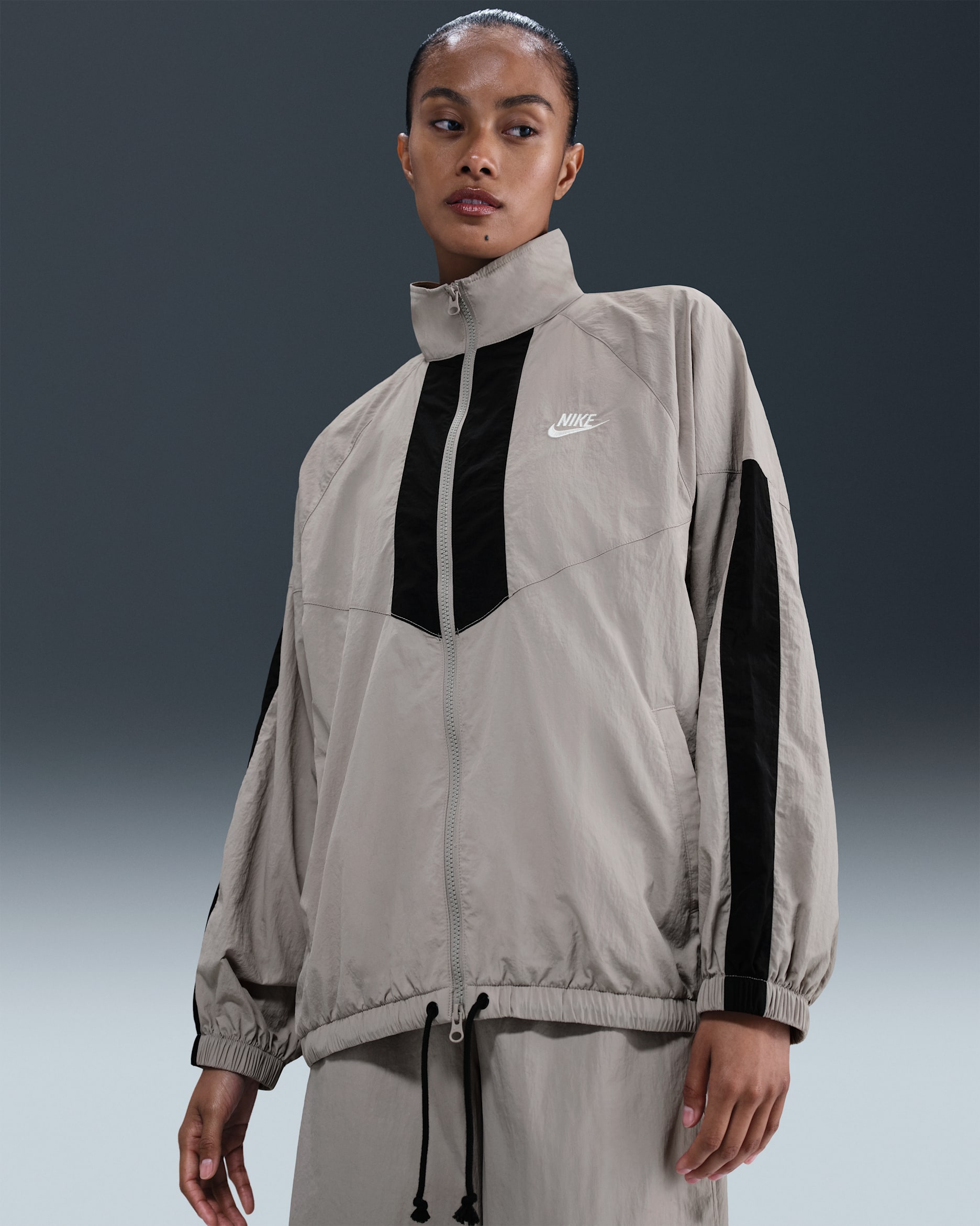 Nike Sportswear Windrunner Women's Oversized Jacket - College Grey/Black/Sail