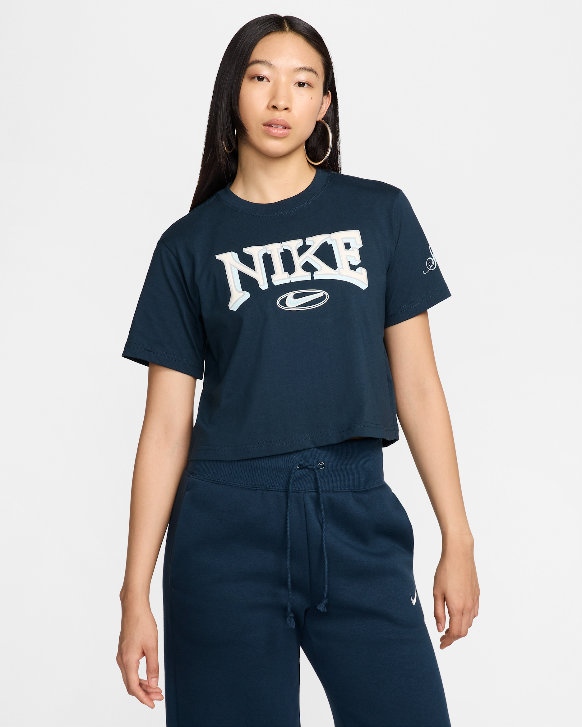 Nike Sportswear Women's Loose Short-Sleeve Cropped T-Shirt - Armoury Navy