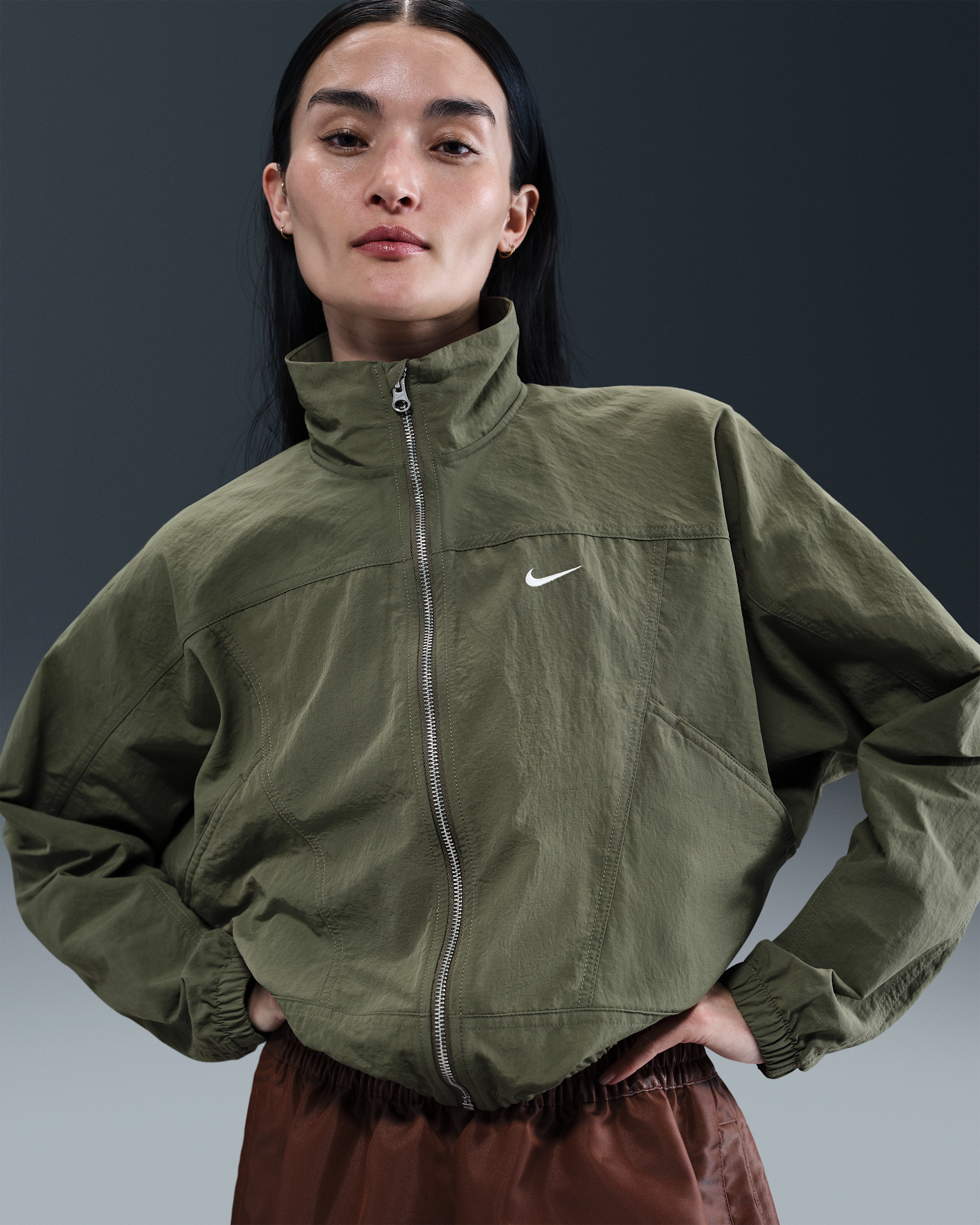 Nike Sportswear Everything Wovens Women's Oversized Repel UV Protection Jacket - Medium Olive/Sail
