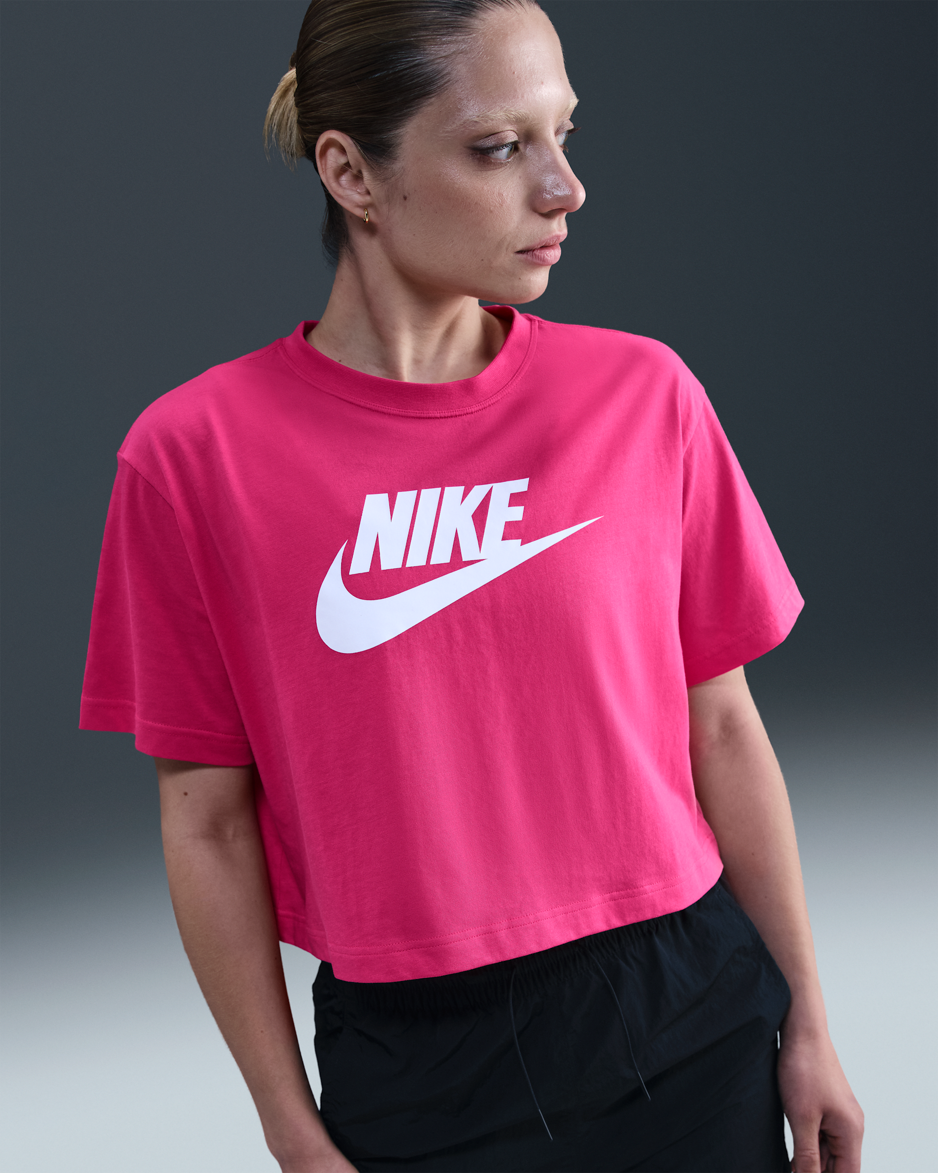 Nike Sportswear Essential Women's Cropped Logo T-Shirt - Rush Pink/White