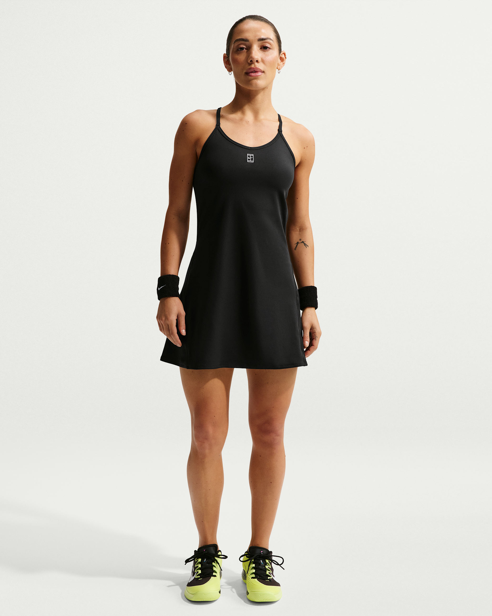 NikeCourt Advantage Women's Dri-FIT Tennis Dress - Black/White