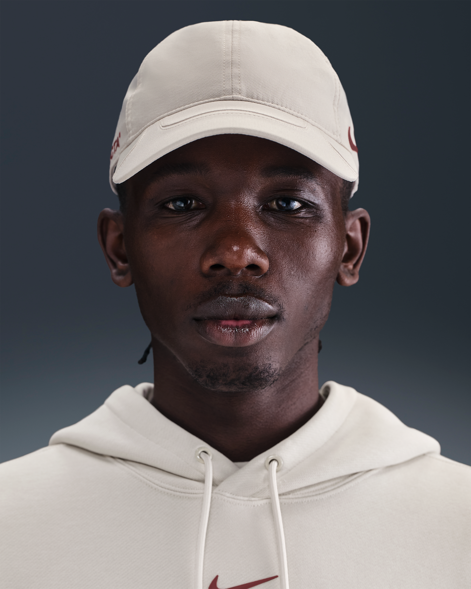 NOCTA S.S.C. Cap CS - Light Orewood Brown/Team Red