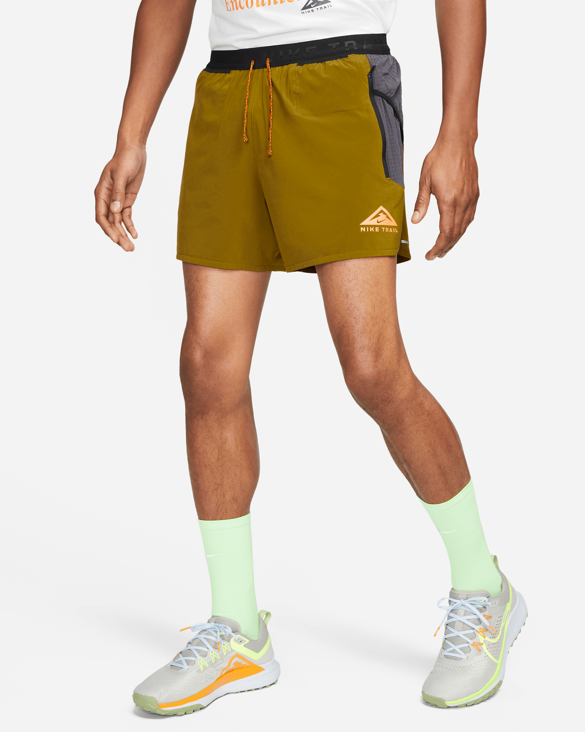 Nike Dri-FIT Men's 13cm (approx.) Brief-Lined Trail Shorts - Olive Flak/Gridiron/Bright Mandarin