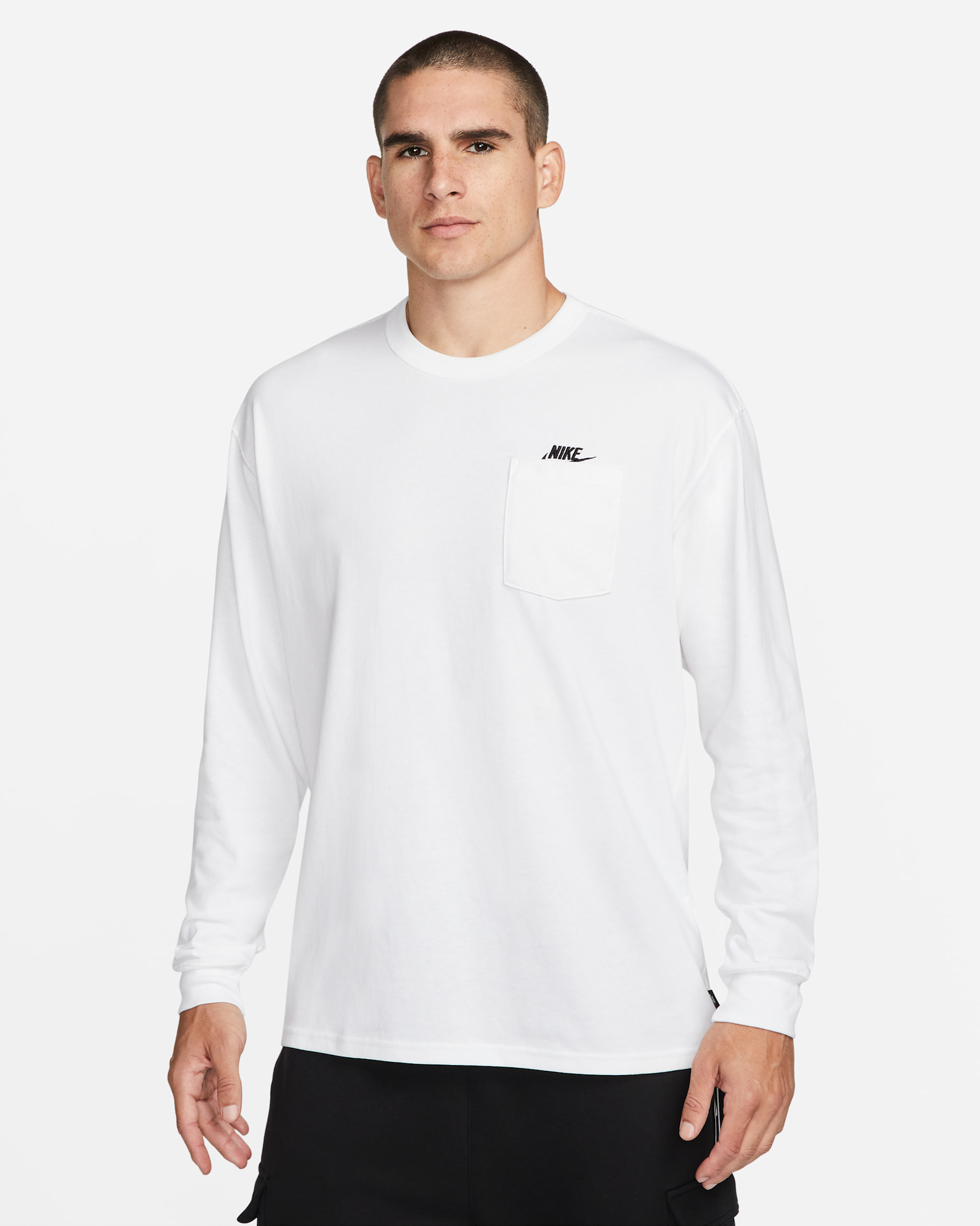 Nike Sportswear Premium Essentials Men's Long-Sleeve Pocket T-Shirt - White/Black