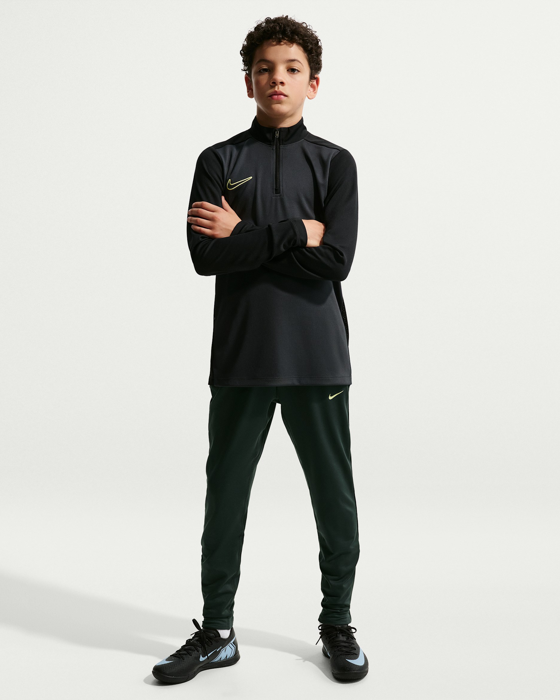 Nike Dri-FIT Strike futballnadrág nagyobb gyerekeknek - Seaweed/Seaweed/Limelight/Limelight