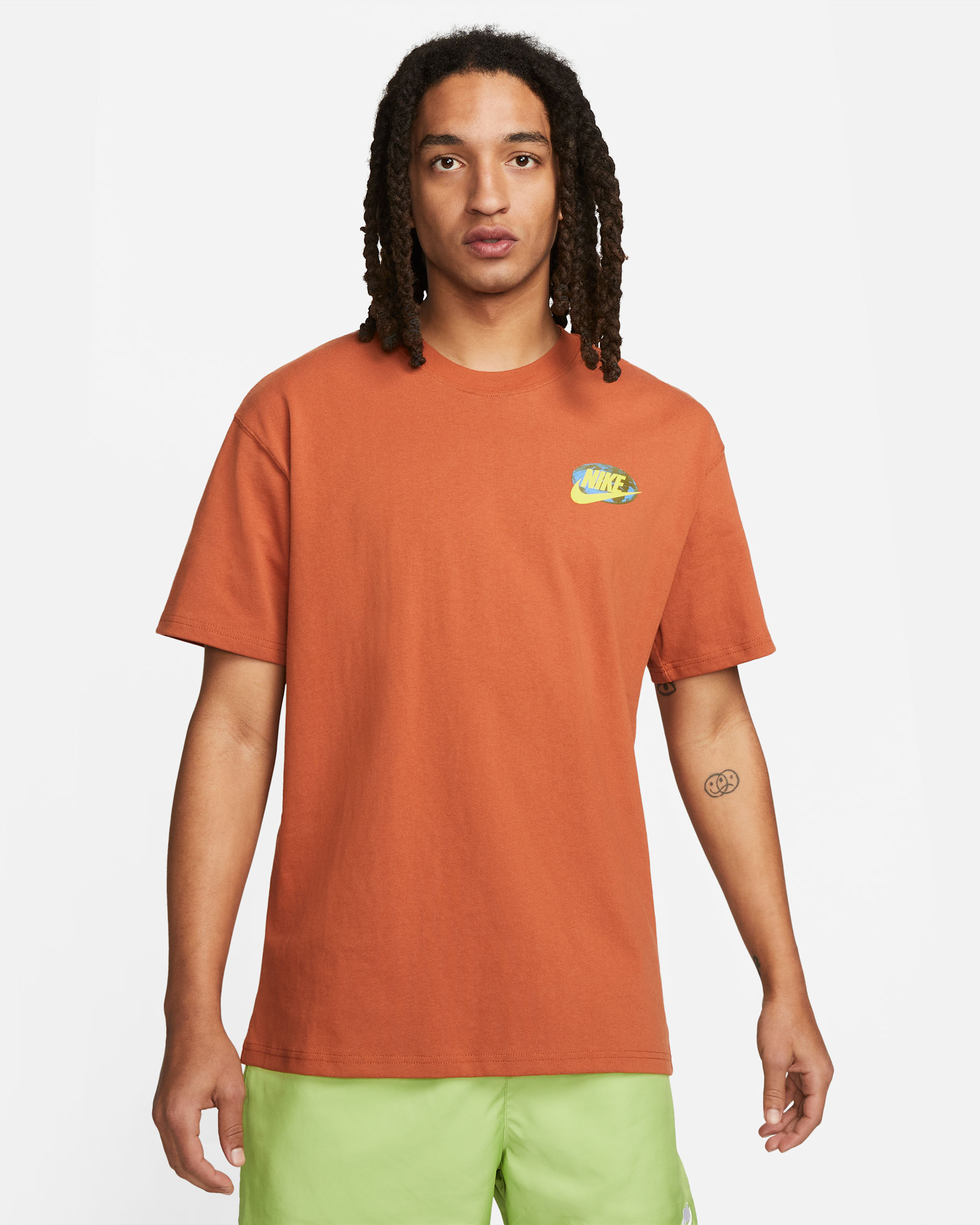 Nike Sportswear Men's T-Shirt - Dark Russet