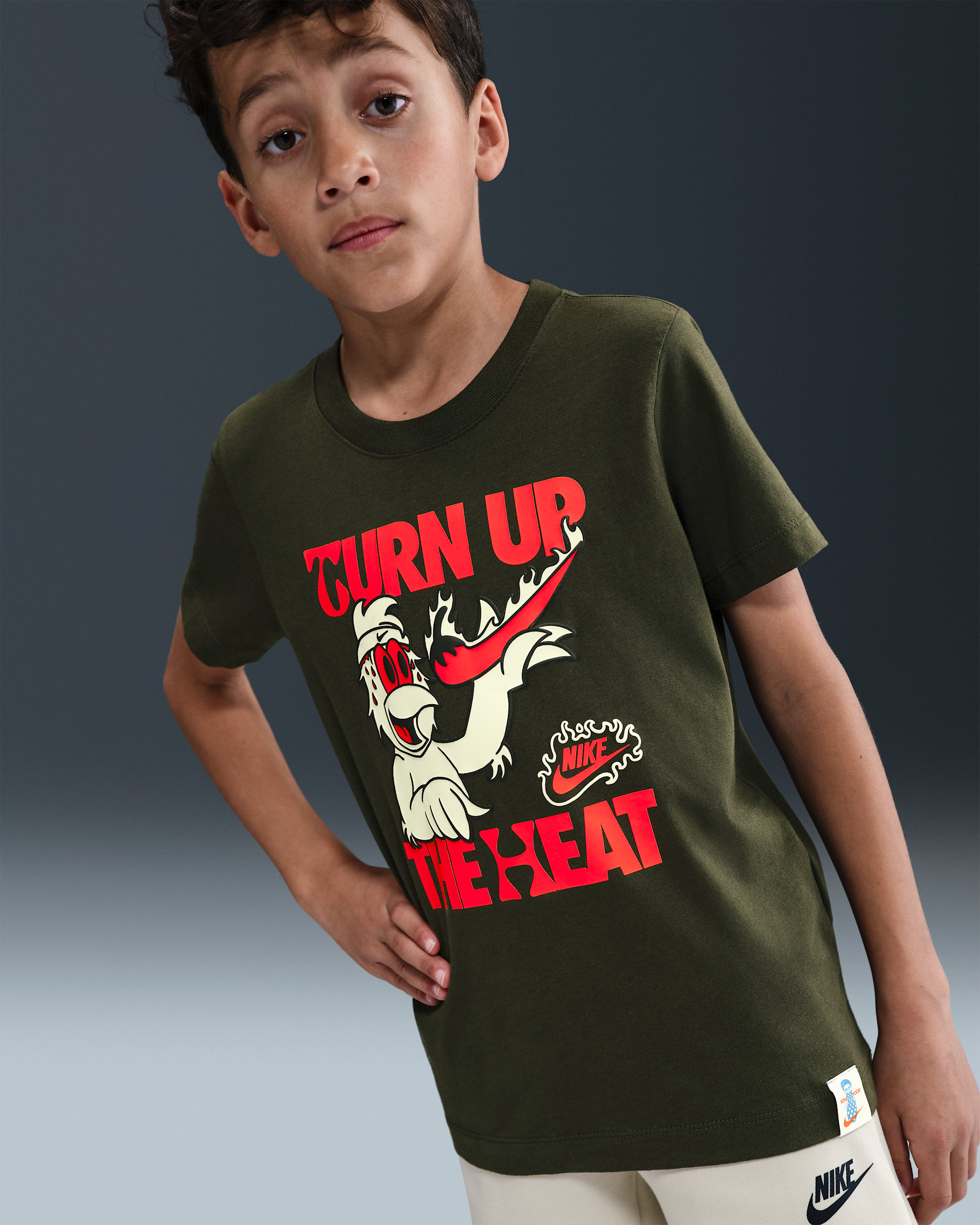 เสื้อยืดเด็กโต Nike Sportswear - Sequoia