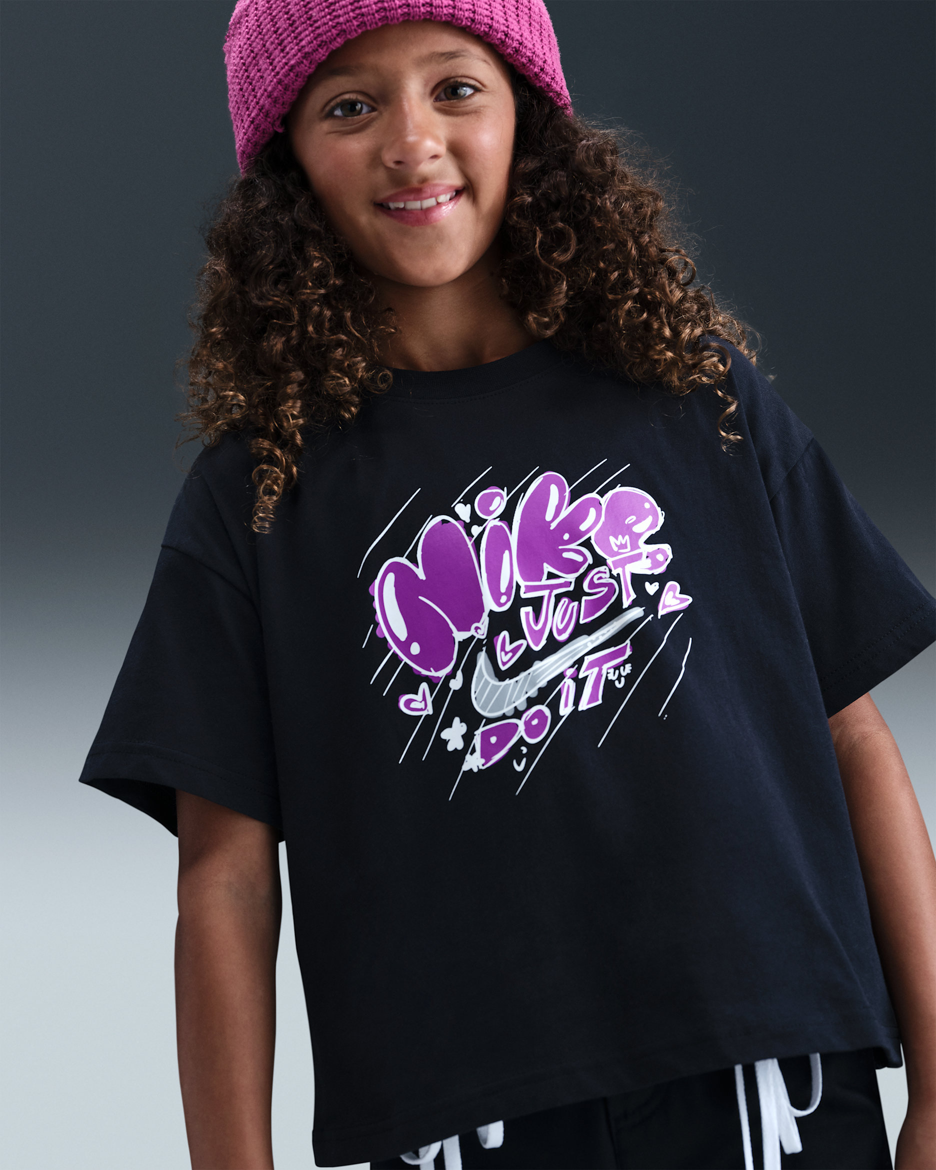 Nike Sportswear Big Kids' (Girls') T-Shirt - Black