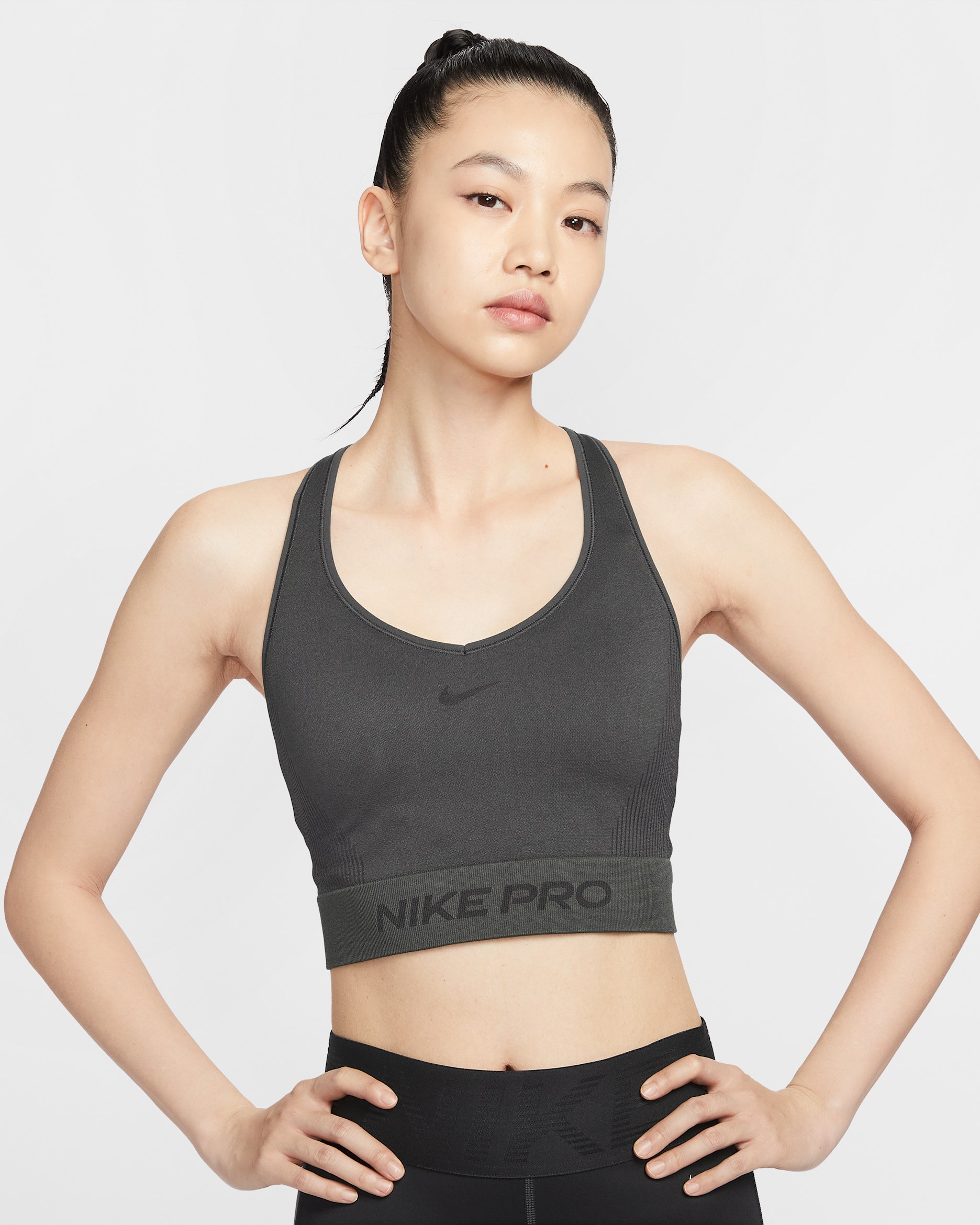 Nike Pro Seamless Women's Dri-FIT Cropped Tank Top - Dark Smoke Grey