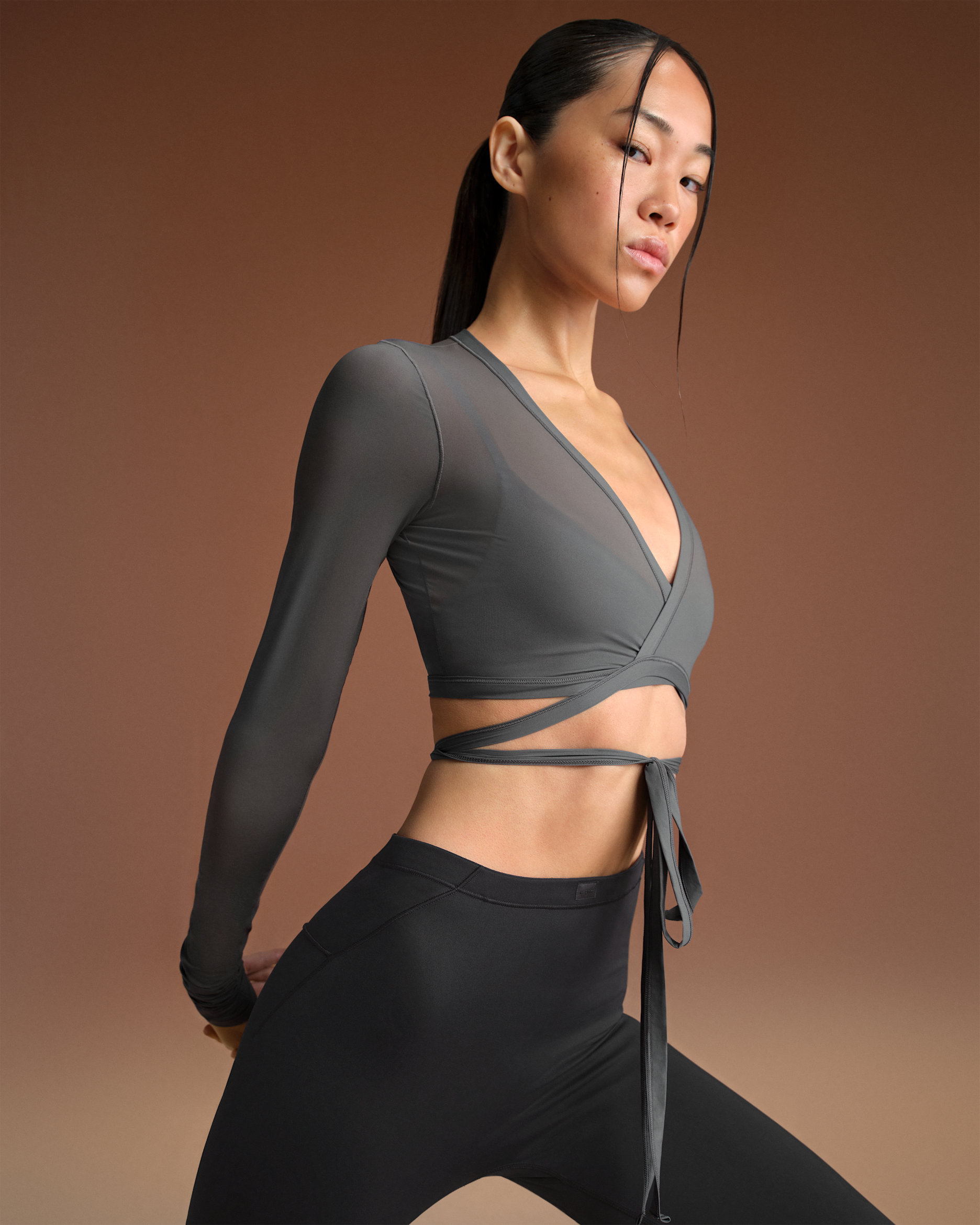 NikeSKIMS Weightless Layers Women's Long-Sleeve Wrap Top - NSKM LEAD