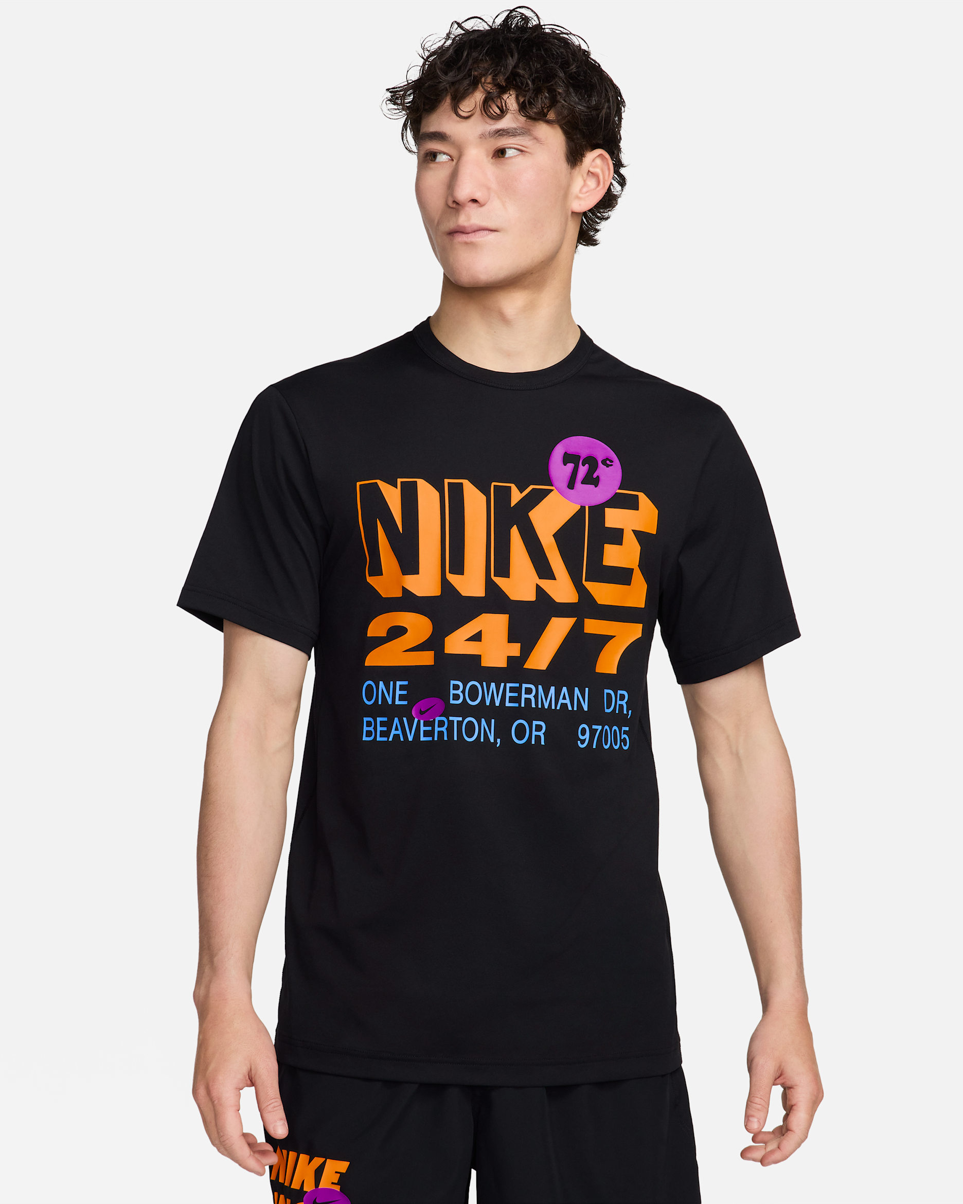 เสื้อฟิตเนสแขนสั้นผู้ชาย Dri-FIT UV Nike Hyverse - ดำ