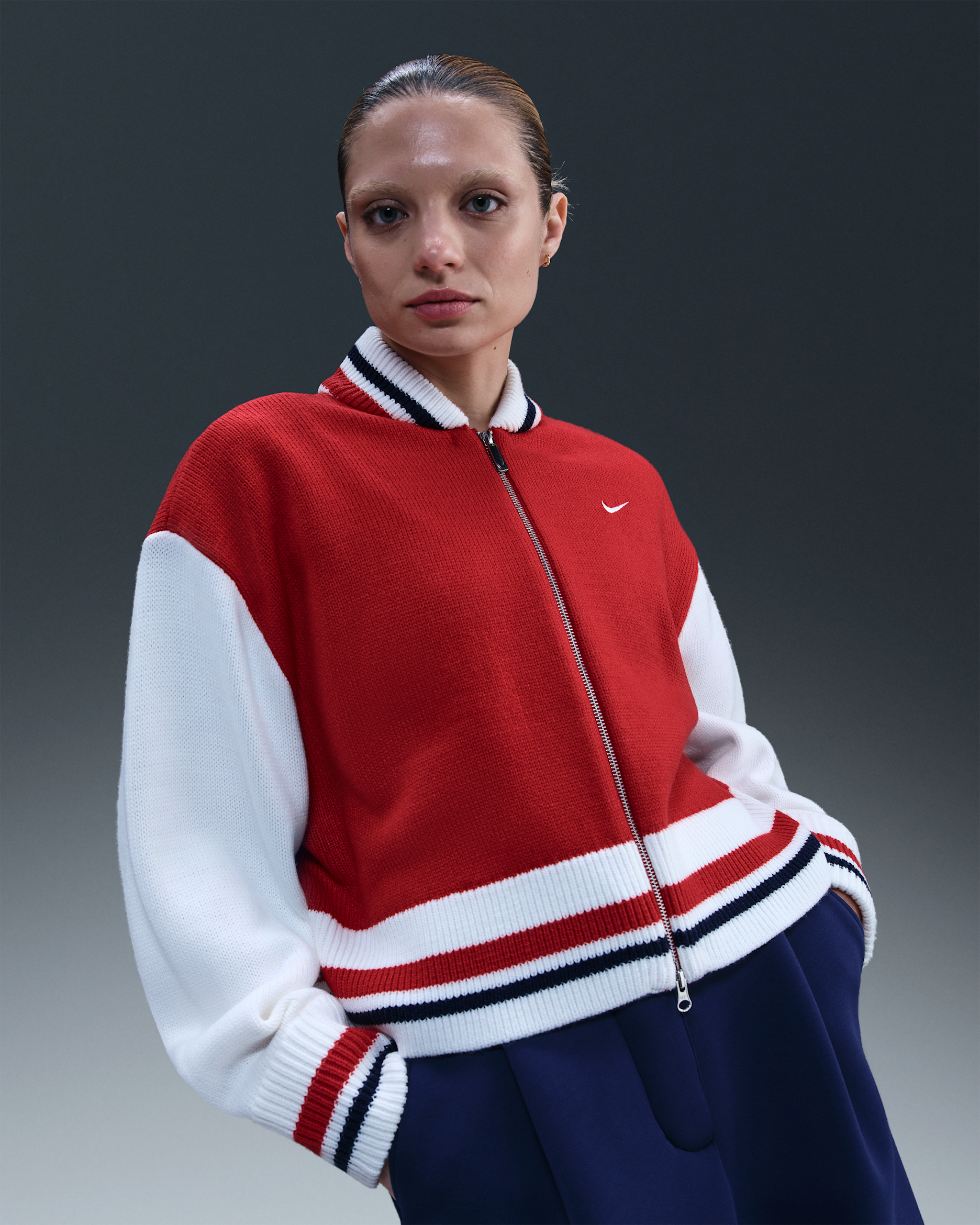 Cardigan para mujer Nike Sportswear - Rojo universitario/Vela/Azul marino medianoche/Vela