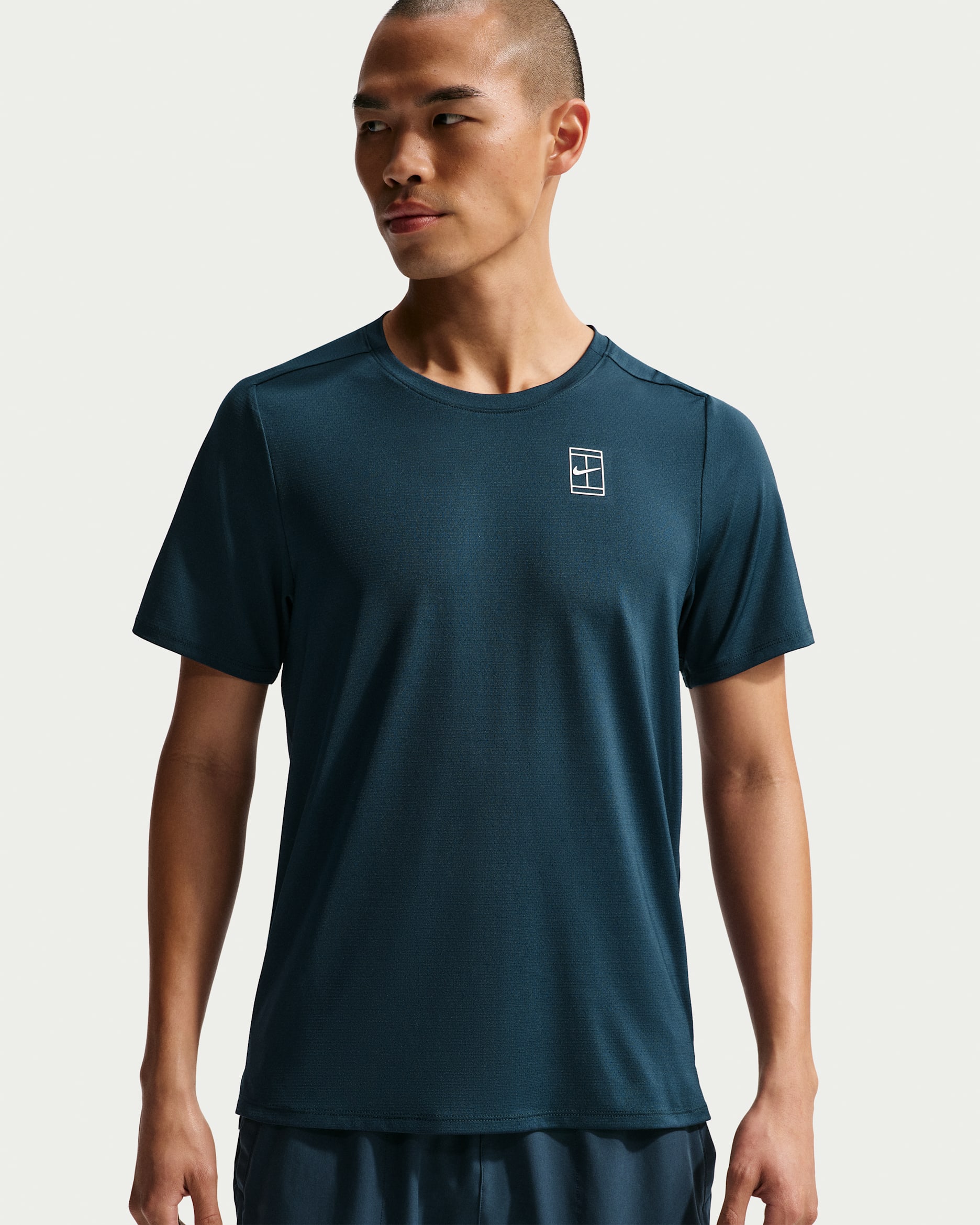 나이키코트 어드밴티지 남성 드라이 핏 테니스 탑 - 아머리 네이비/화이트