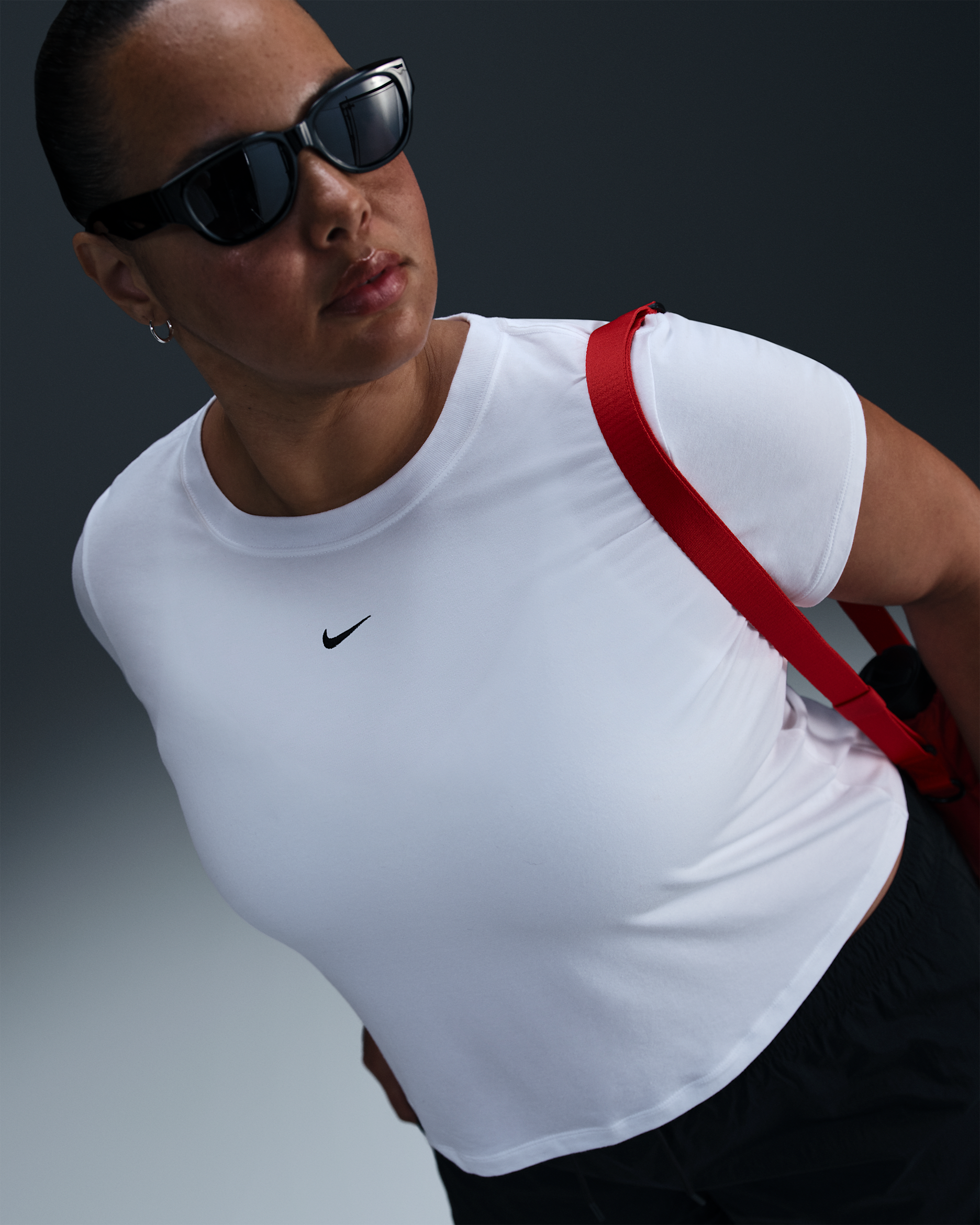 Nike Sportswear Chill Knit Women's Cropped T-Shirt (Plus Size) - White/Black
