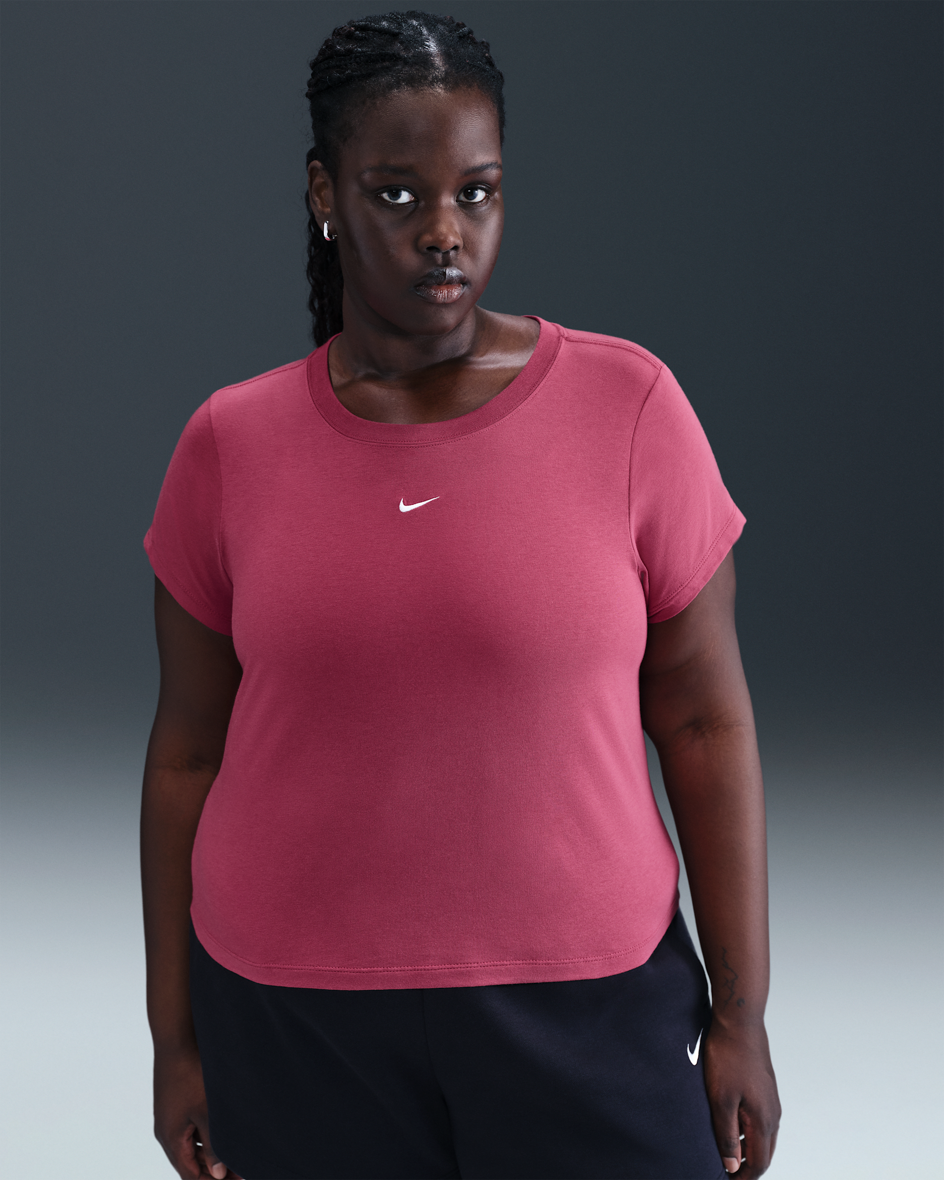Playera cropped para mujer (talla grande) Nike Sportswear Chill Knit - Remolacha dulce/Vela