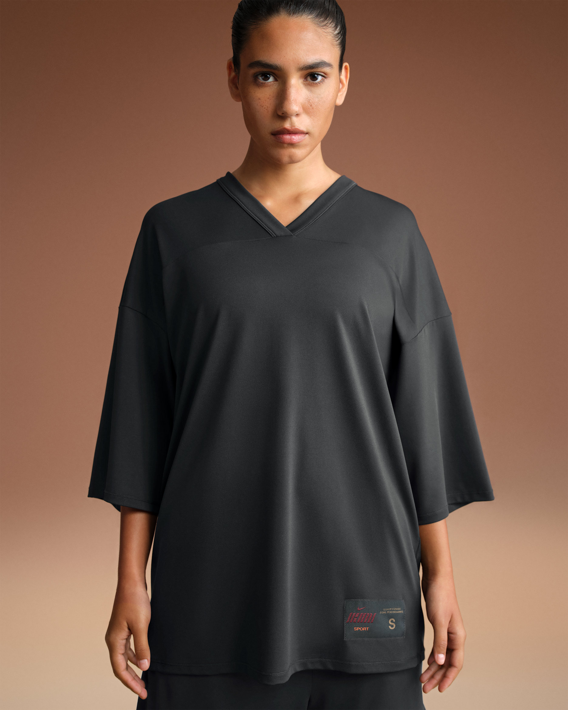 NikeSKIMS Airy Women's Oversized V-Neck T-Shirt - NSKM OBSIDIAN