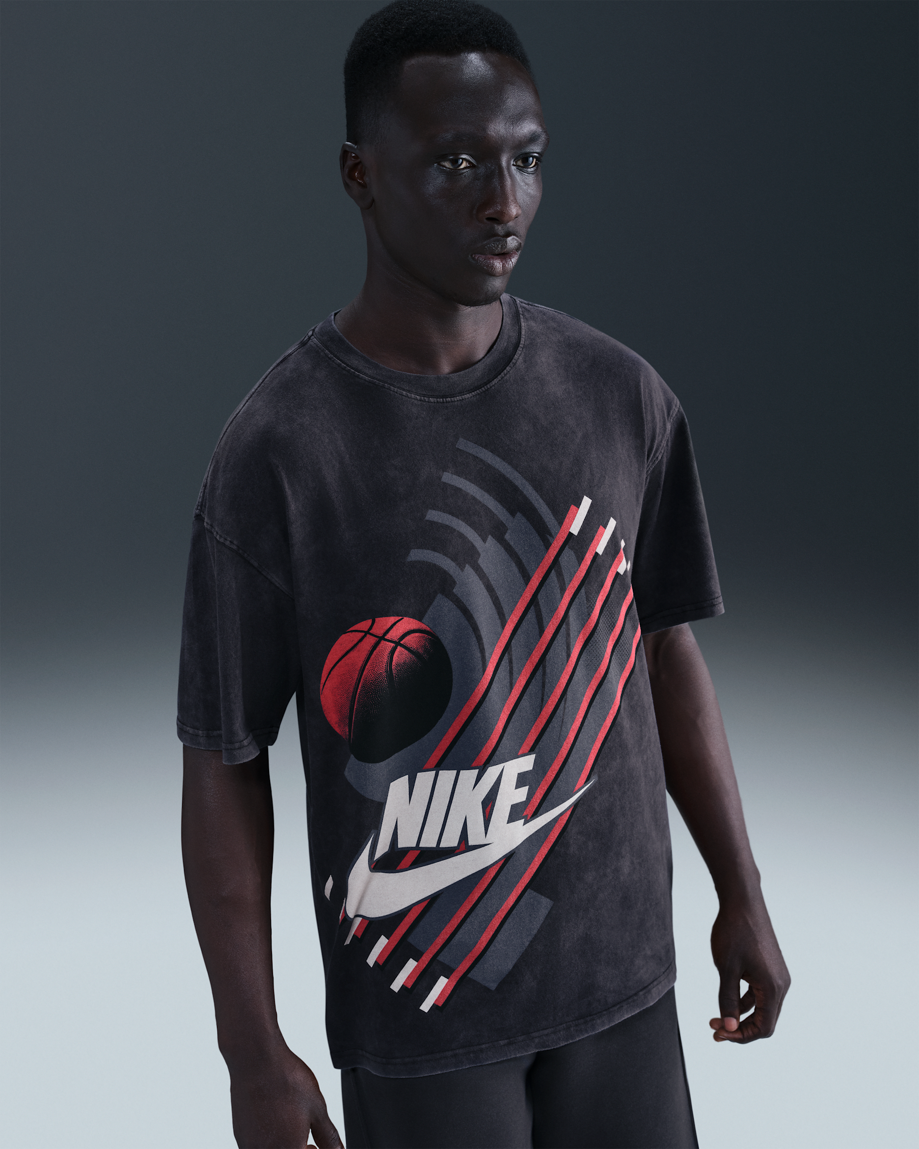 Nike Men's Basketball T-Shirt - Black