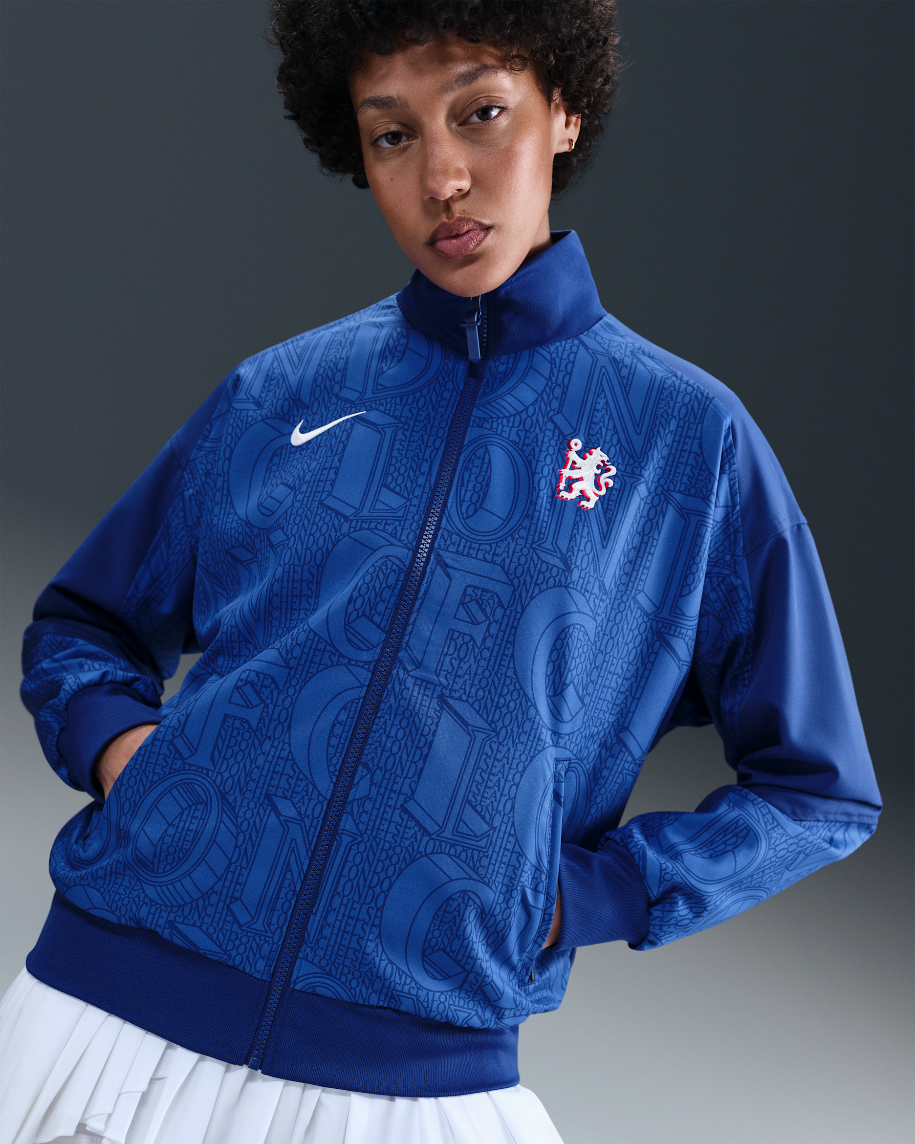 Chelsea F.C. Strike Women's Nike Dri-FIT Football Anthem Jacket - Rush Blue/Game Royal/White