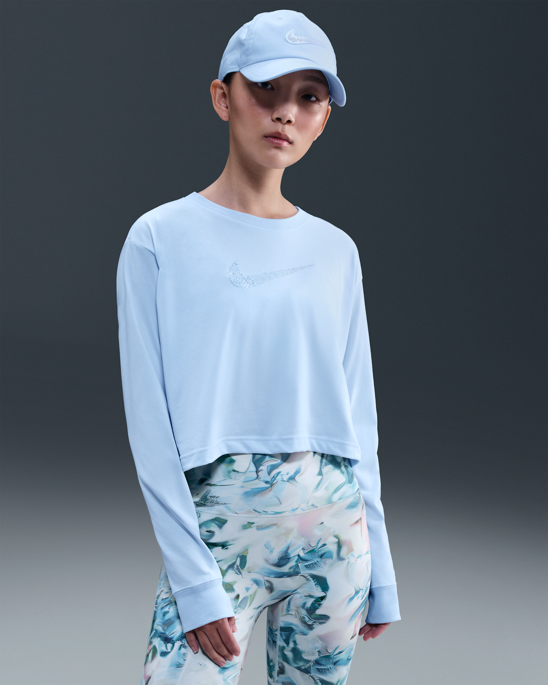 Nike Women's Artist Collection Women's Dri-FIT Cropped Long-Sleeve T-Shirt - Blue Tint