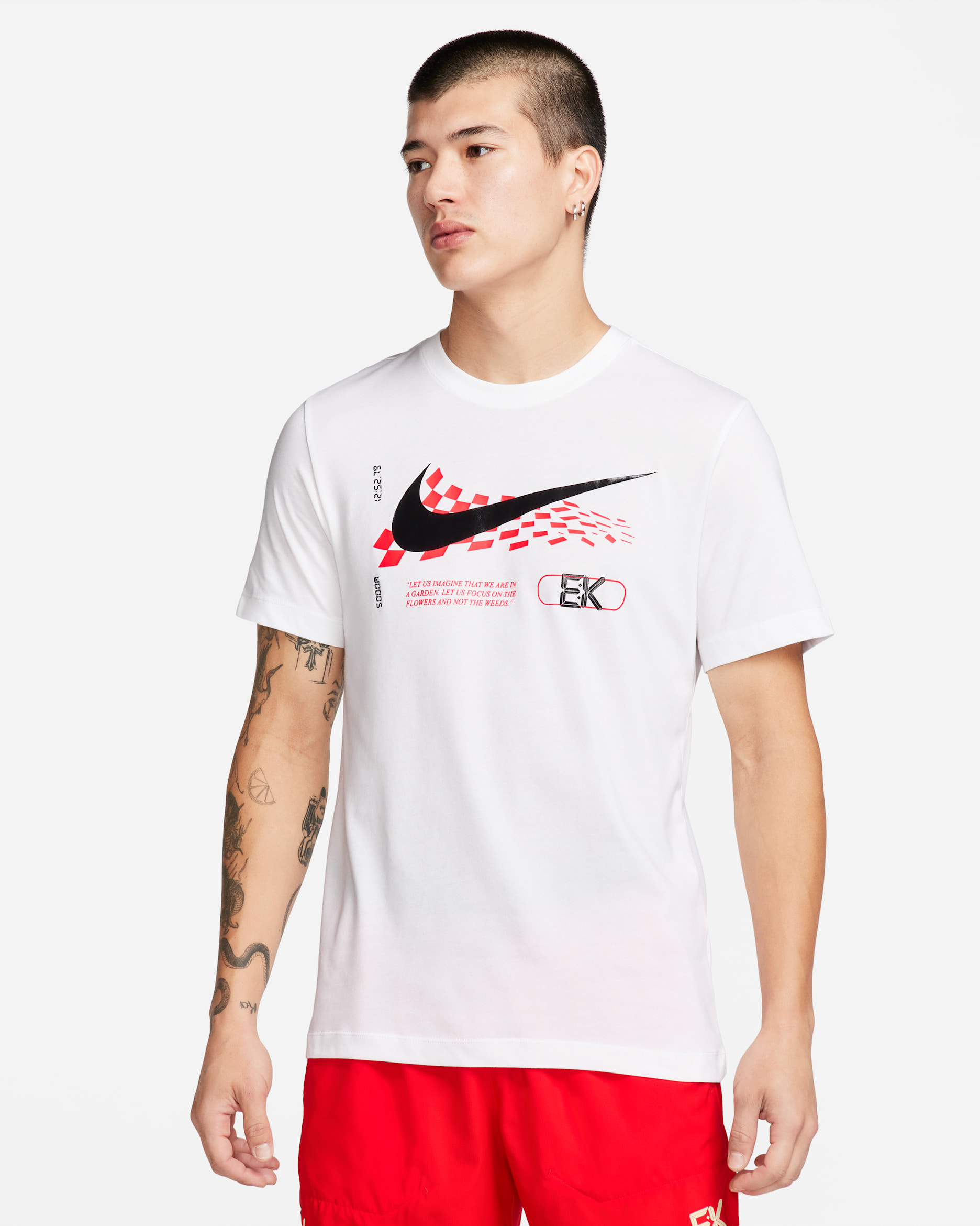 เสื้อยืดวิ่งผู้ชาย Nike Dri-FIT - ขาว