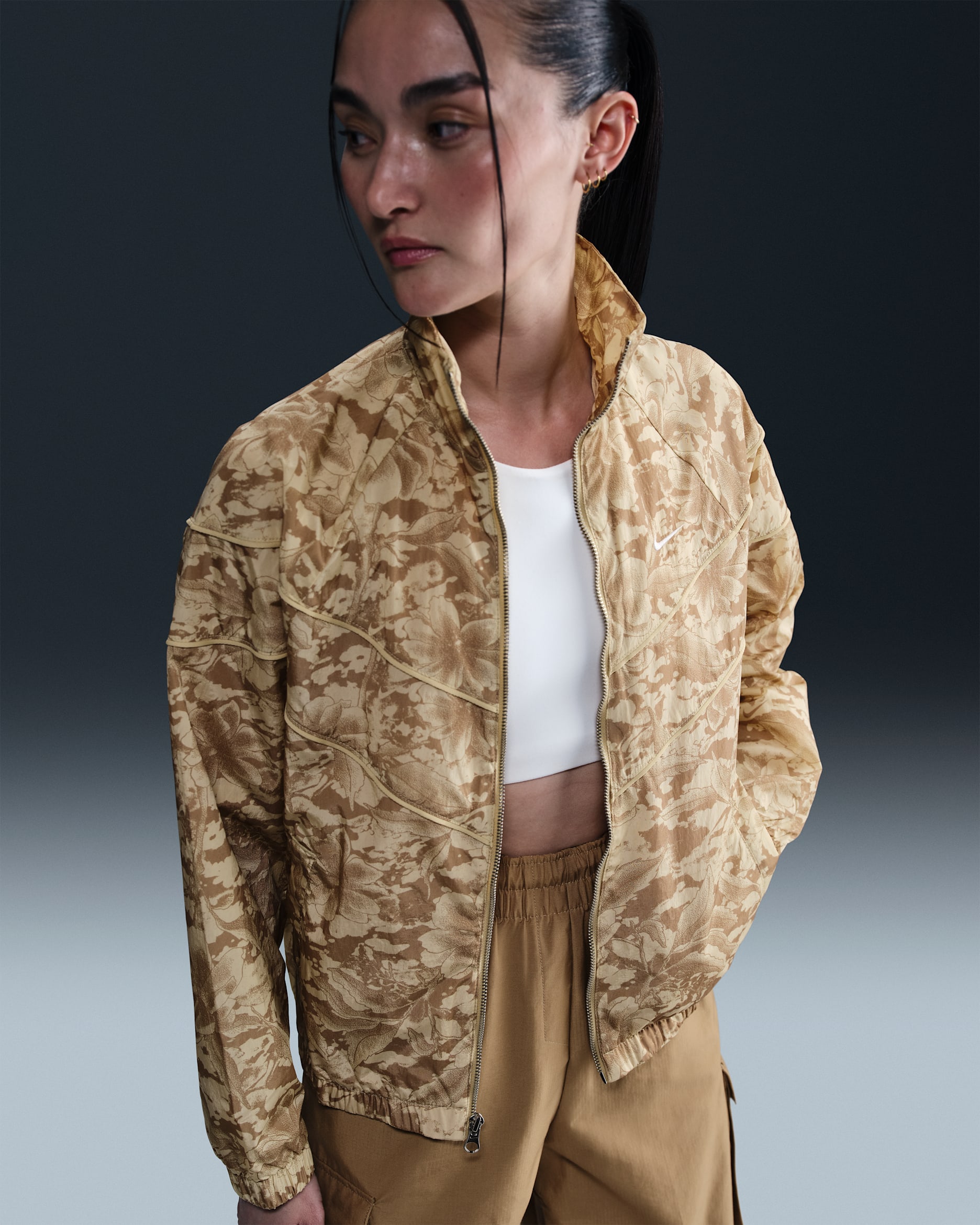 ナイキ スポーツウェア ウィンドランナー ウィメンズ ルーズ UV プロテクション ウーブン フルジップ プリント ジャケット - チームゴールド