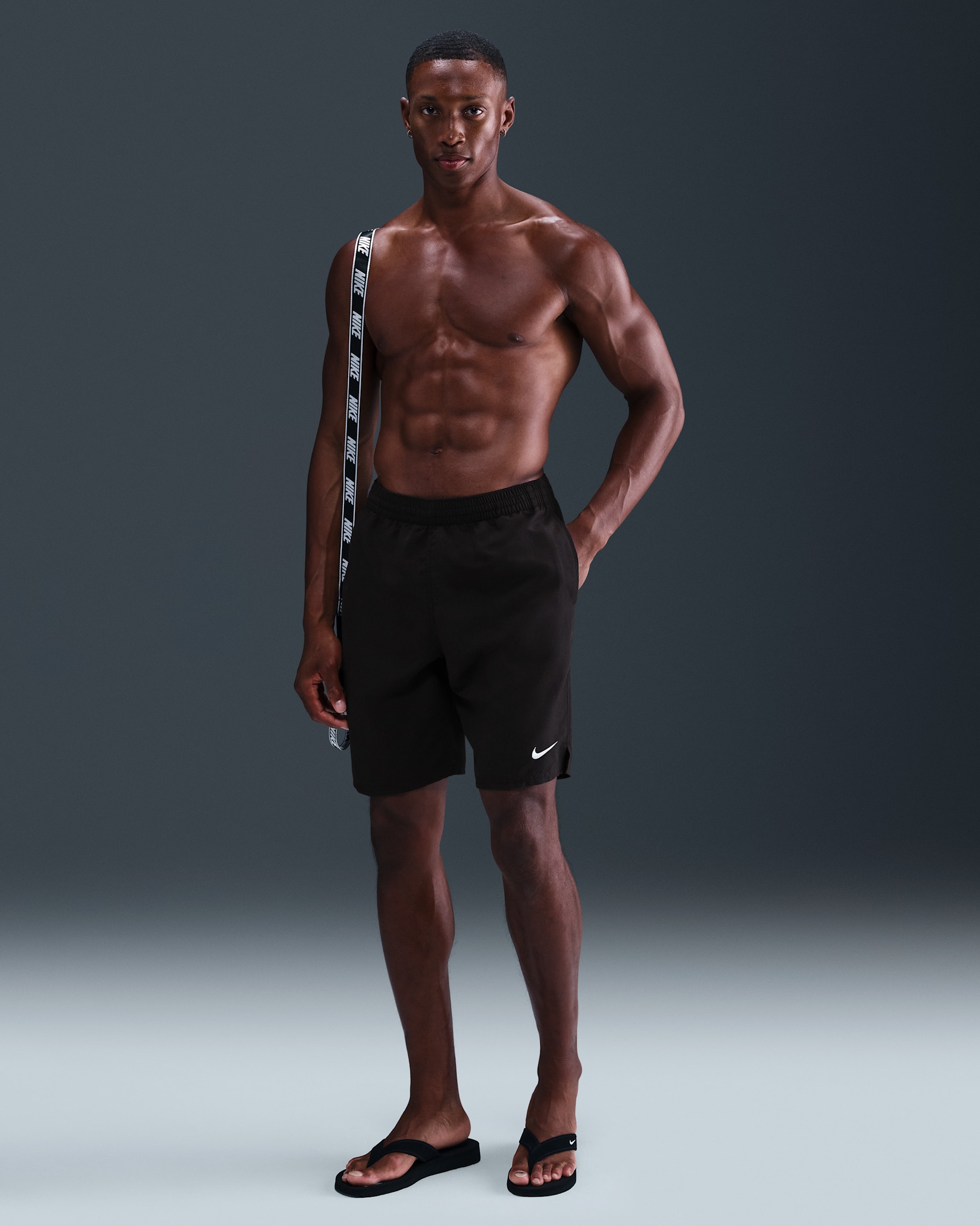 나이키 스윔 브레이커 에센셜 남성 9인치 브리프 라인드 발리 쇼츠 - 블랙/화이트