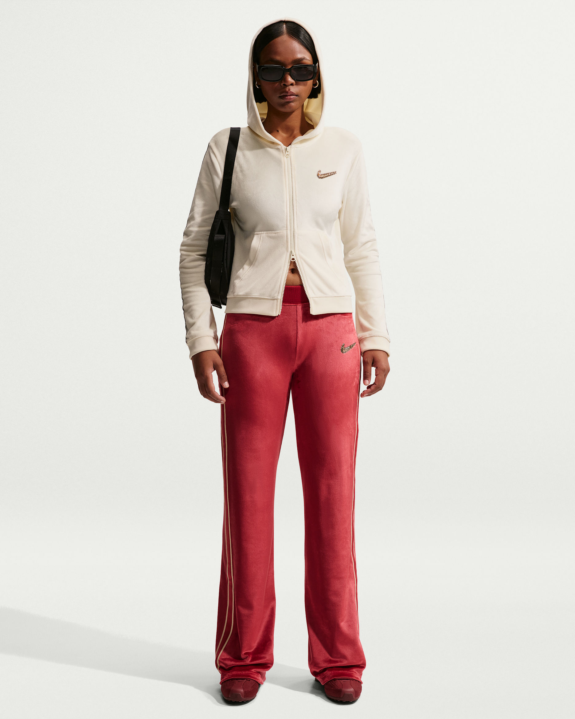 Nike Sportswear Women's Velour Pants - Team Crimson