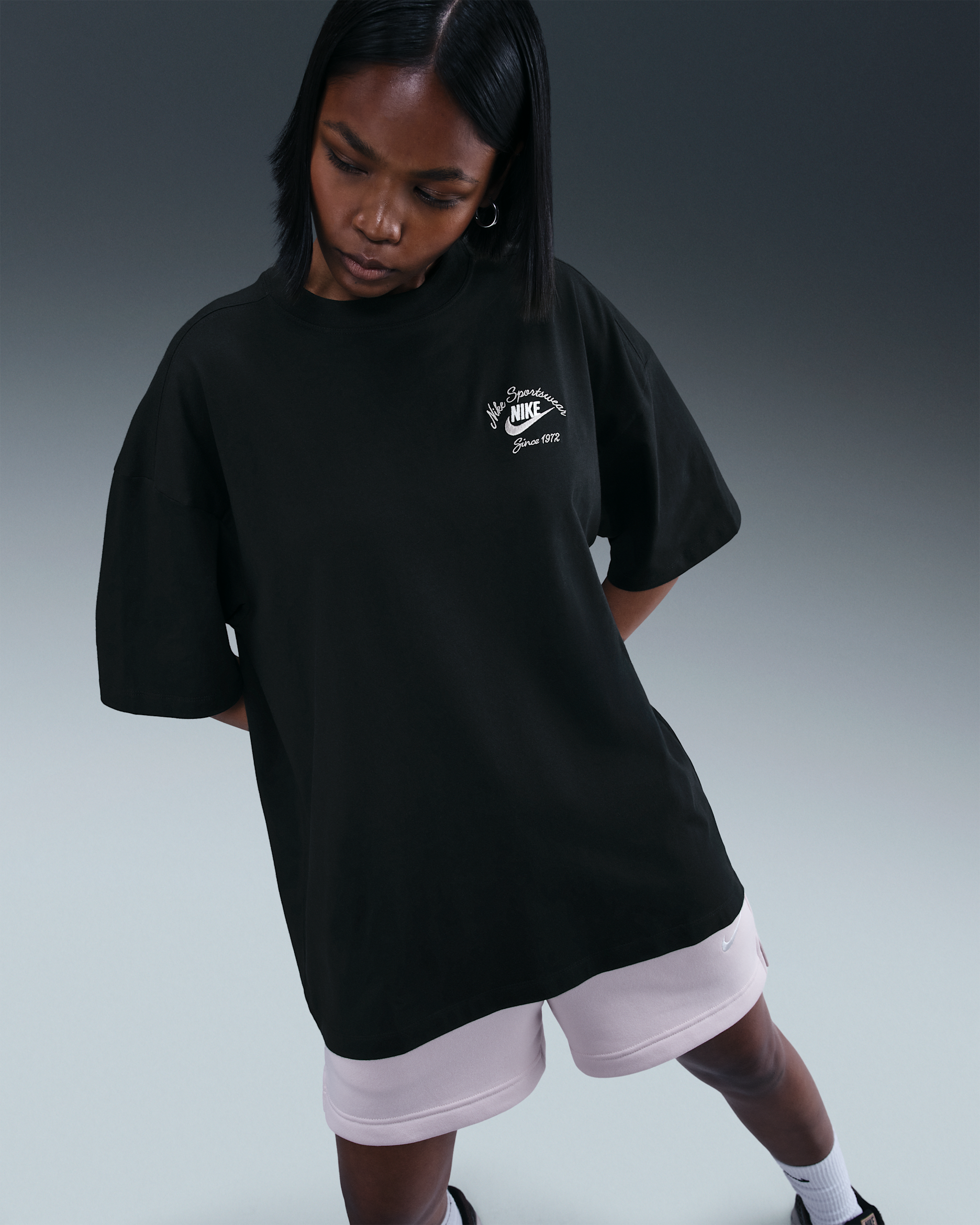 Nike Sportswear Women's Oversized T-Shirt - Black