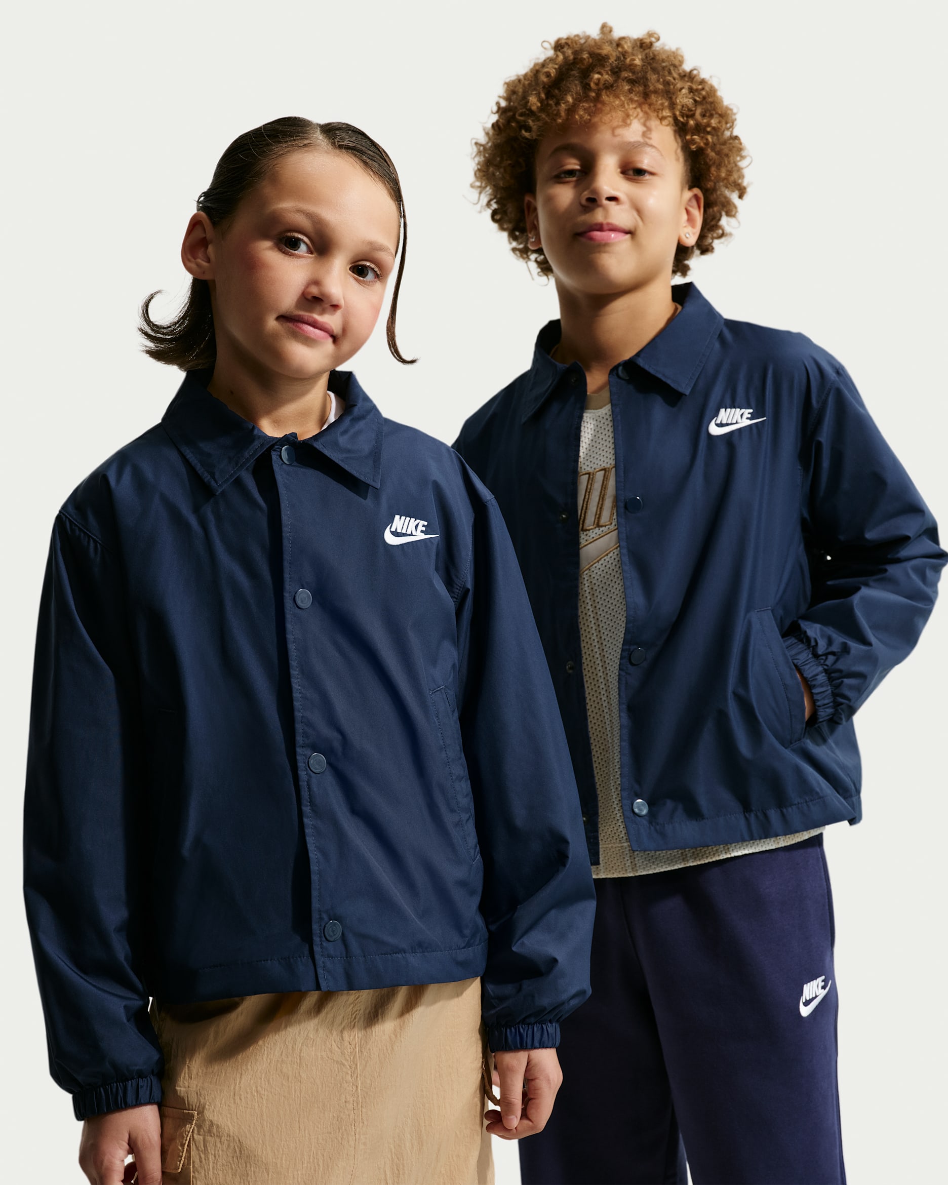 Nike Sportswear Club Big Kids' Repel Coaches' Jacket - Midnight Navy/White
