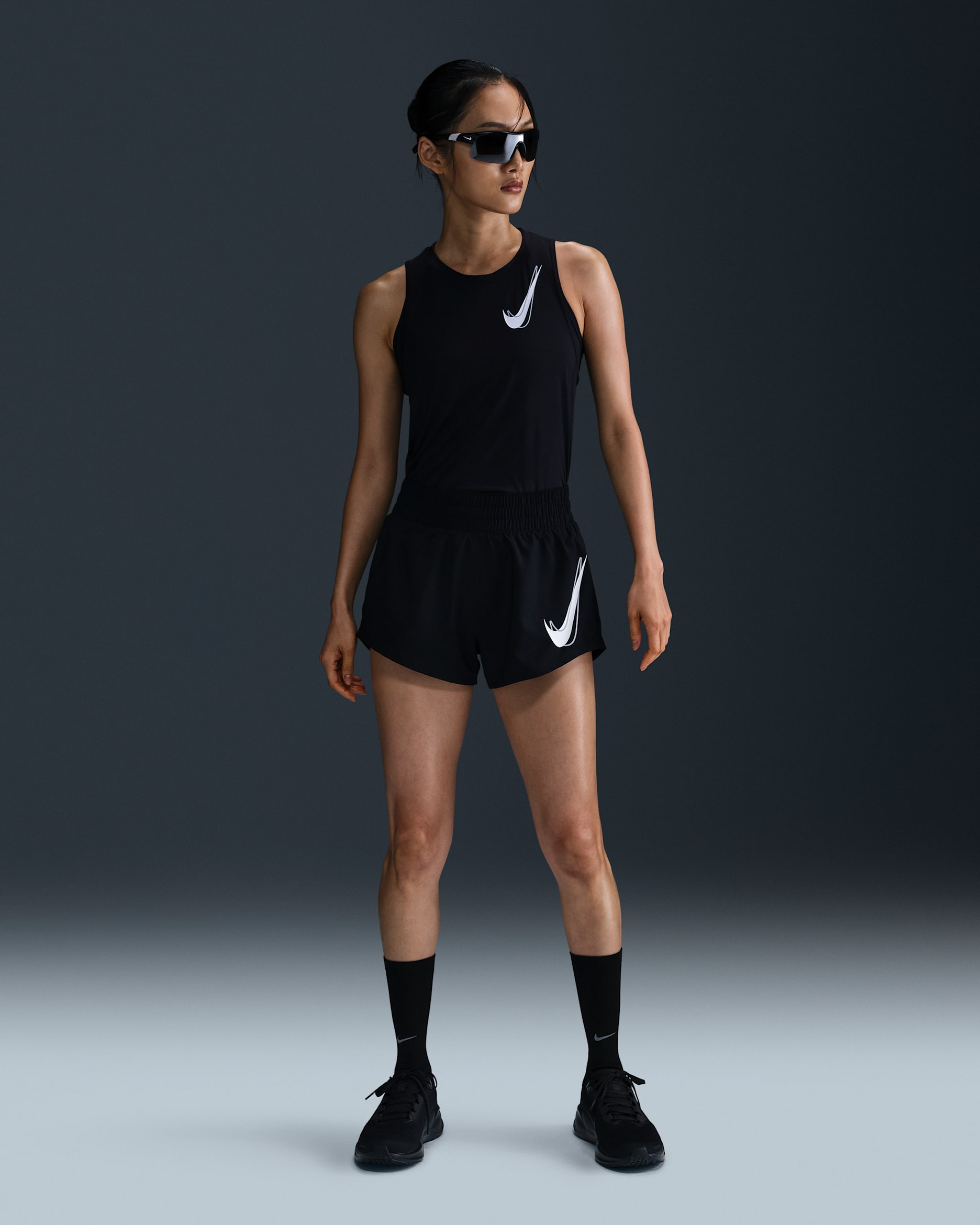 กางเกงวิ่งขาสั้นเอวปานกลางมีซับในผู้หญิง Dri-FIT Nike One - ดำ