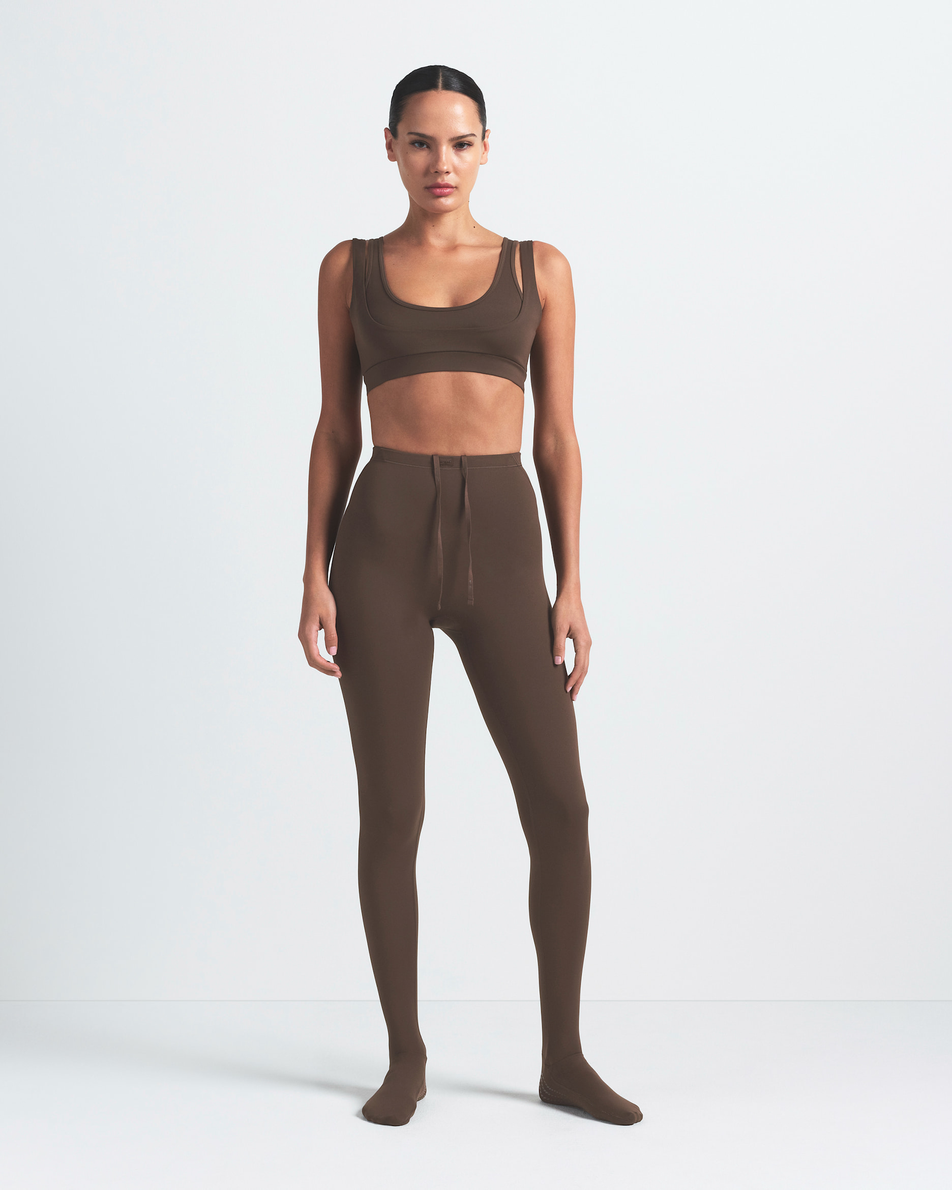 NikeSKIMS Matte Women's High-Waisted Footsie Grip Leggings - NSKM DARK SEPIA