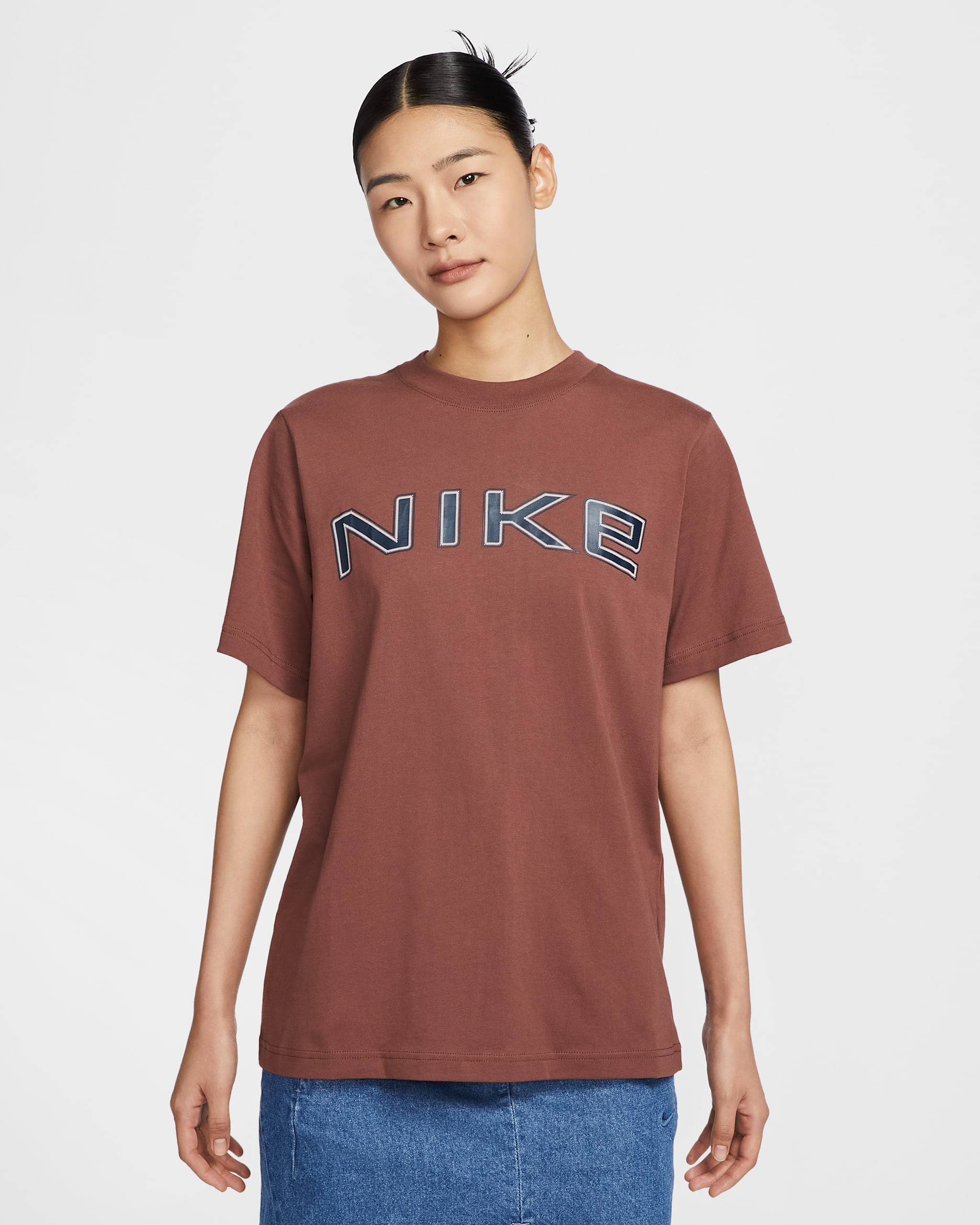 Nike Sportswear Women's Loose Short-Sleeve Graphic T-Shirt - Red Sepia